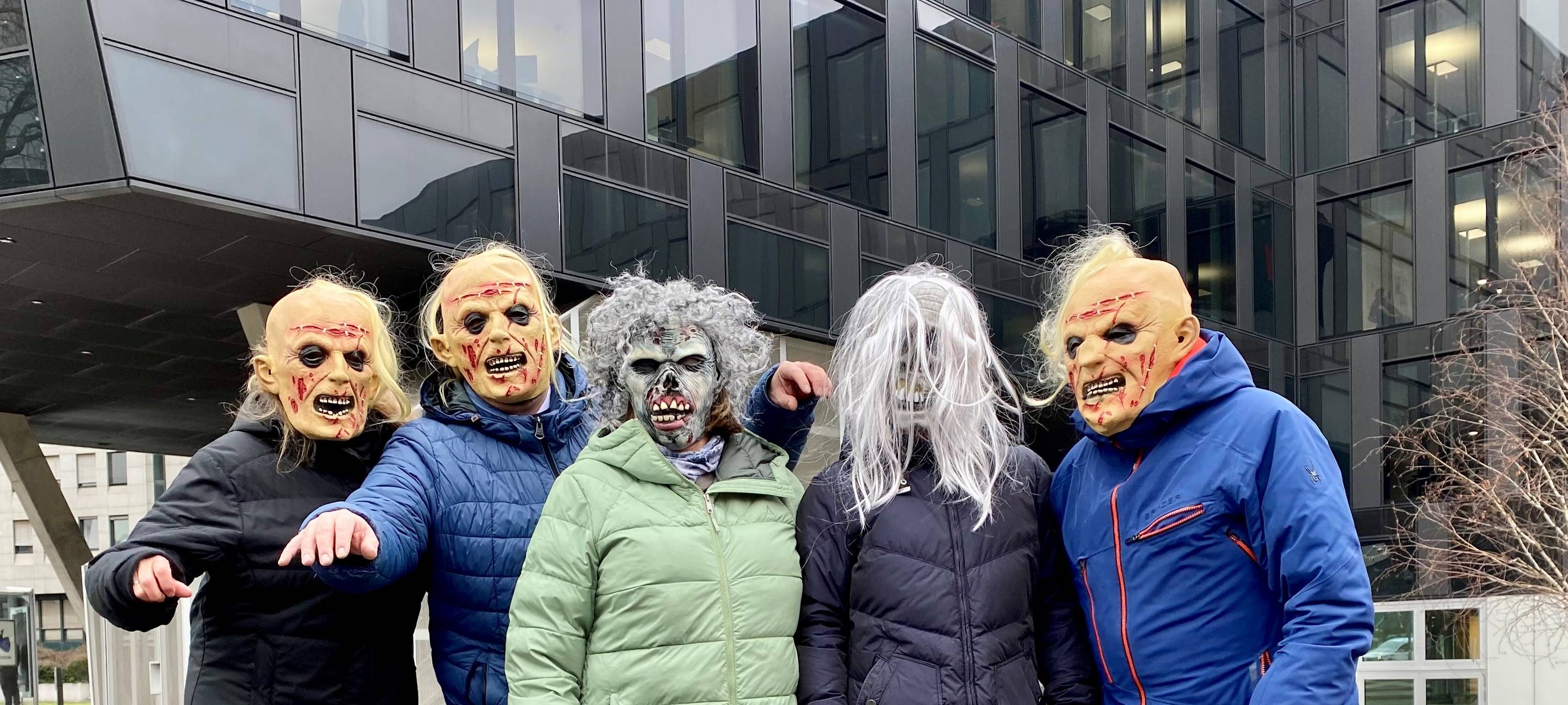 Zombies in Essen: Gewerkschaft protestiert vor Funke-Zentrale