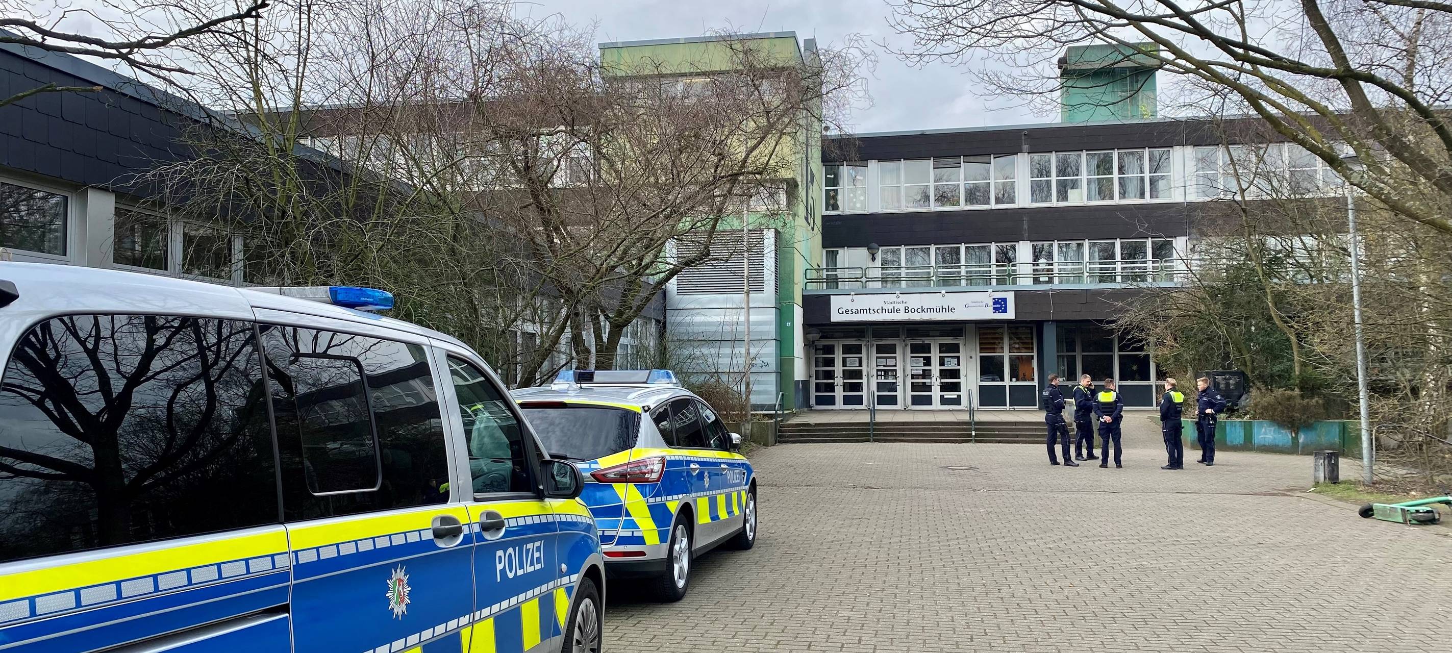 Bombendrohung an der Gesamtschule Bockmühle in Essen