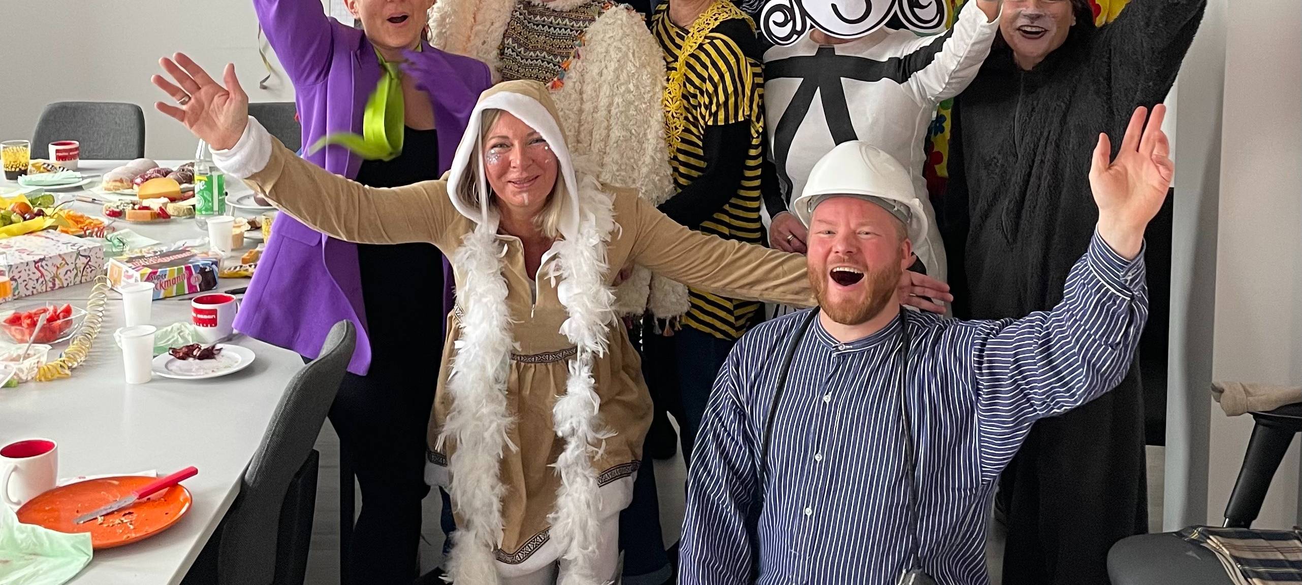 Kamelle-Express von Radio Essen beim Amt für Straßen und Verkehr