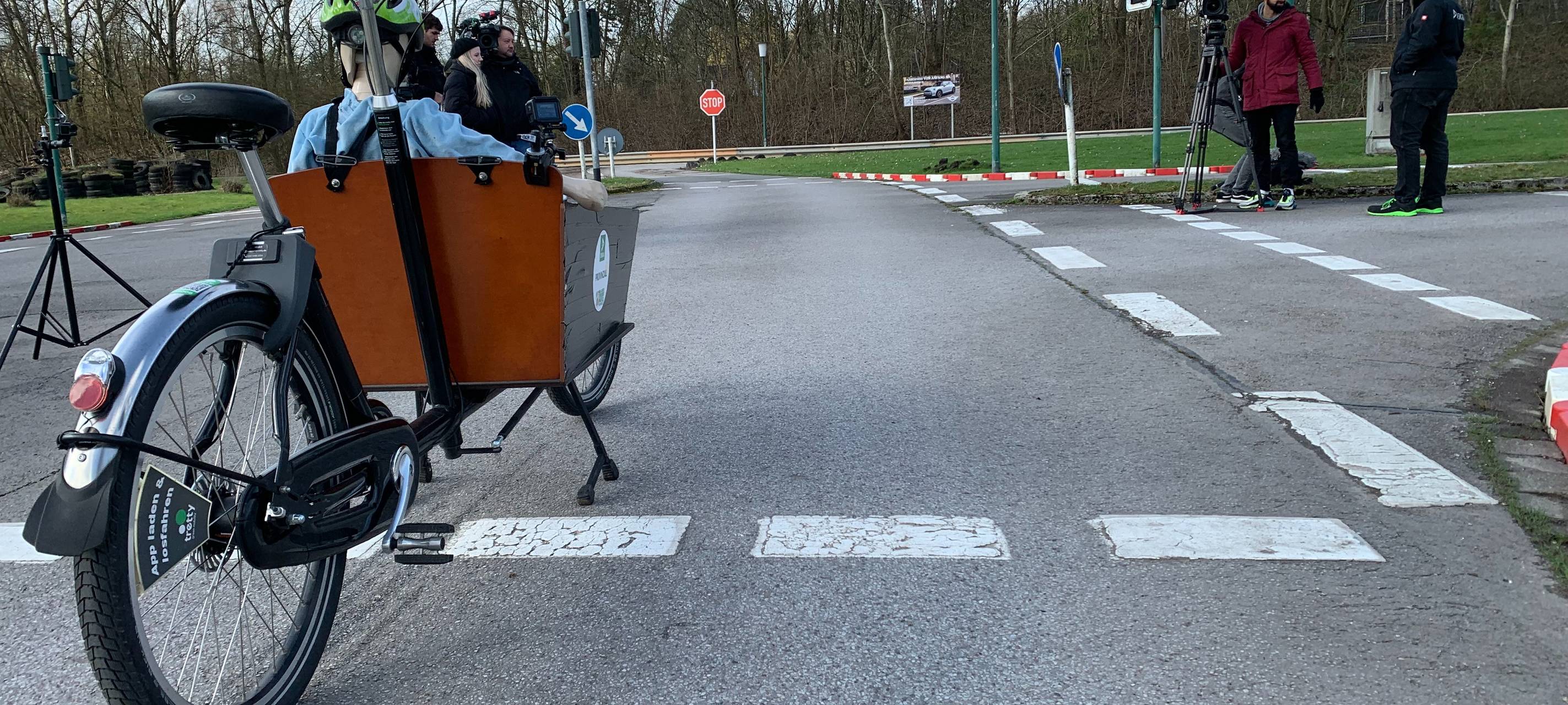 crashtest-lastenrad-radio-essen-verkehrsuebungsplatz-frillendorf