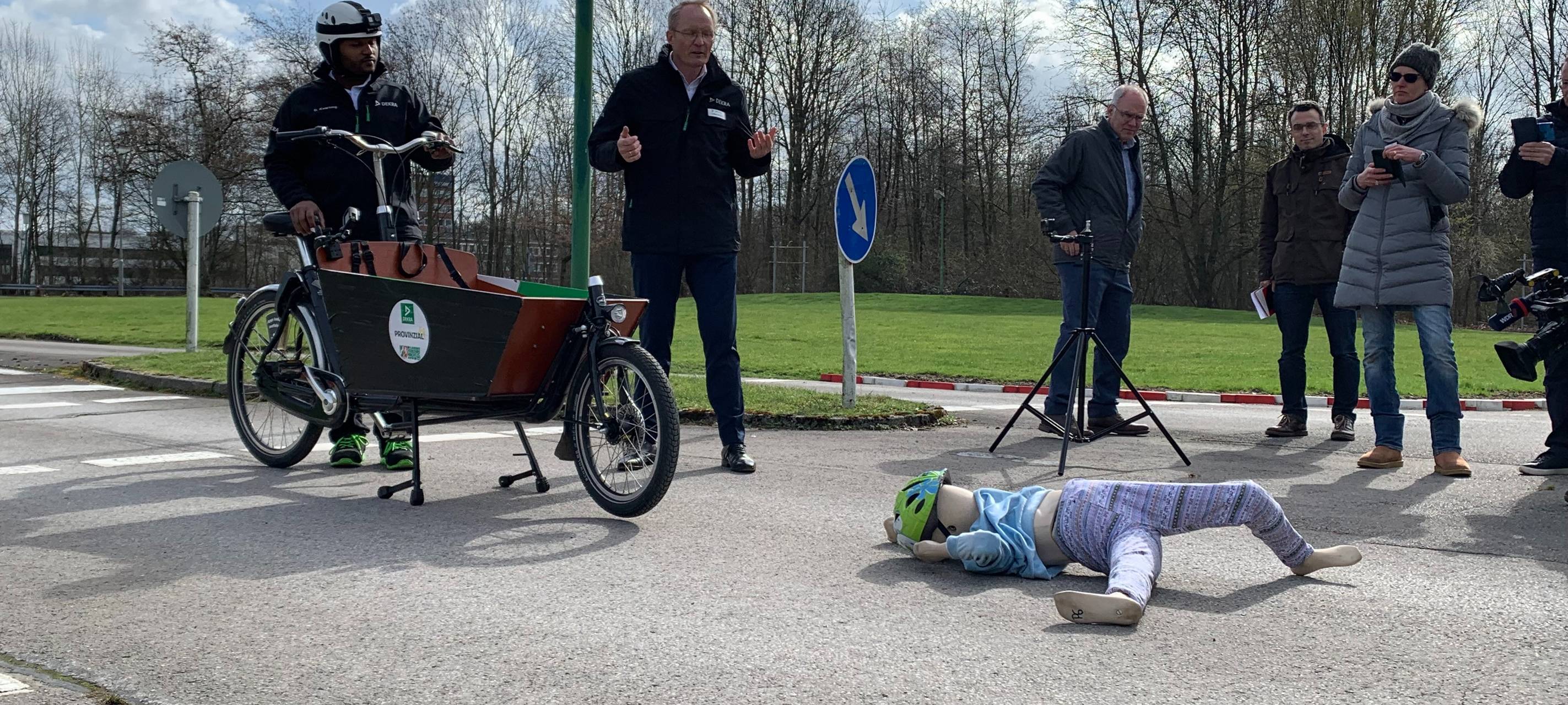 crashtest-lastenrad-radio-essen-verkehrsuebungsplatz-frillendorf