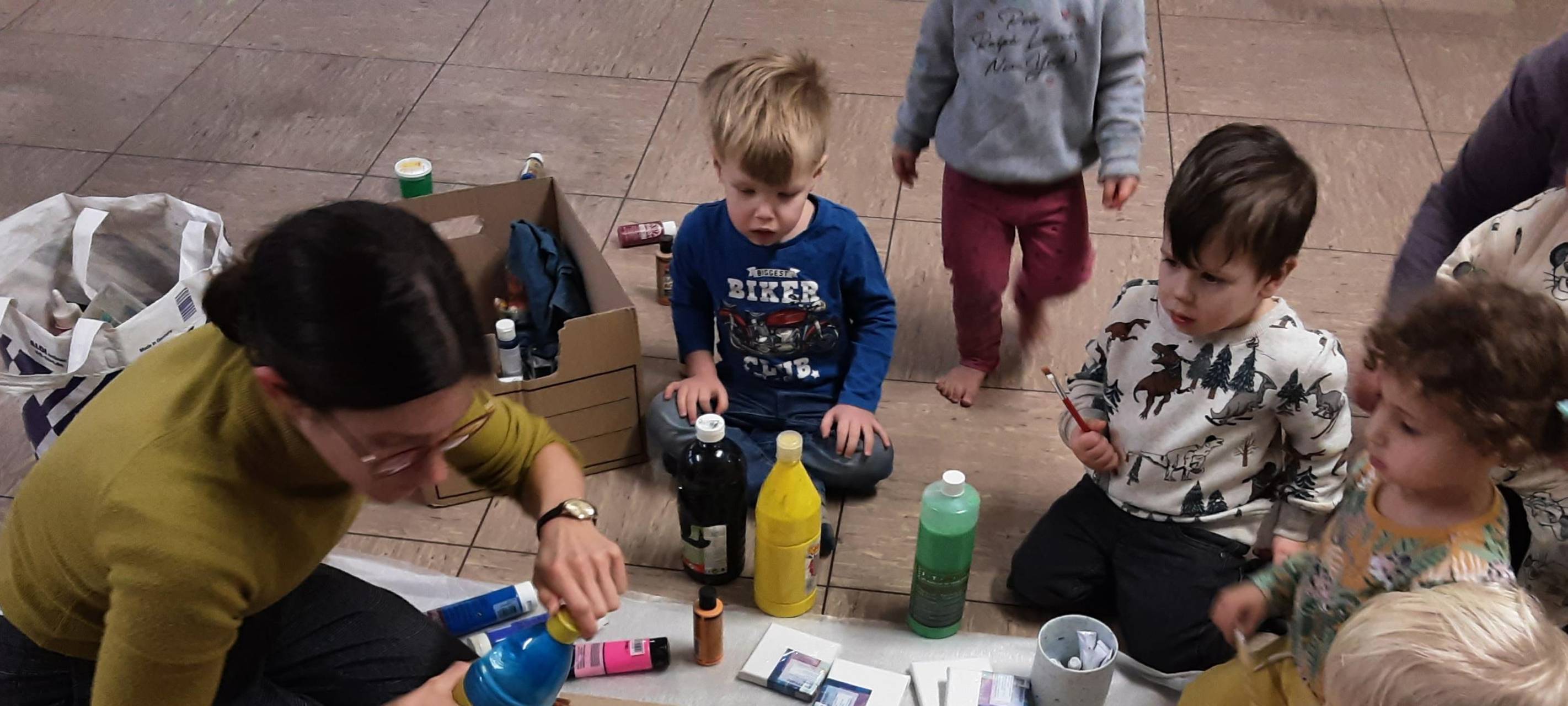 Essen hat neues Atelier: Kinder arbeiten mit Künstlern zusammen