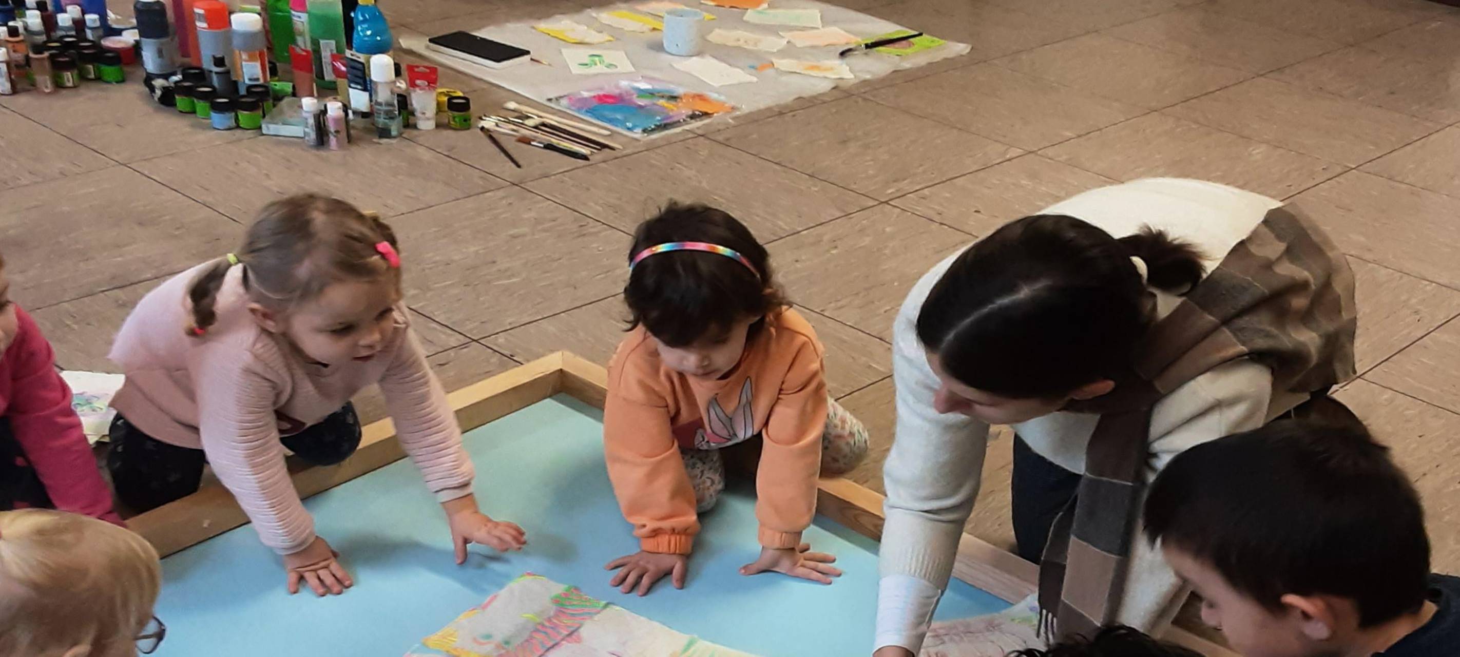 Essen hat neues Atelier: Kinder arbeiten mit Künstlern zusammen