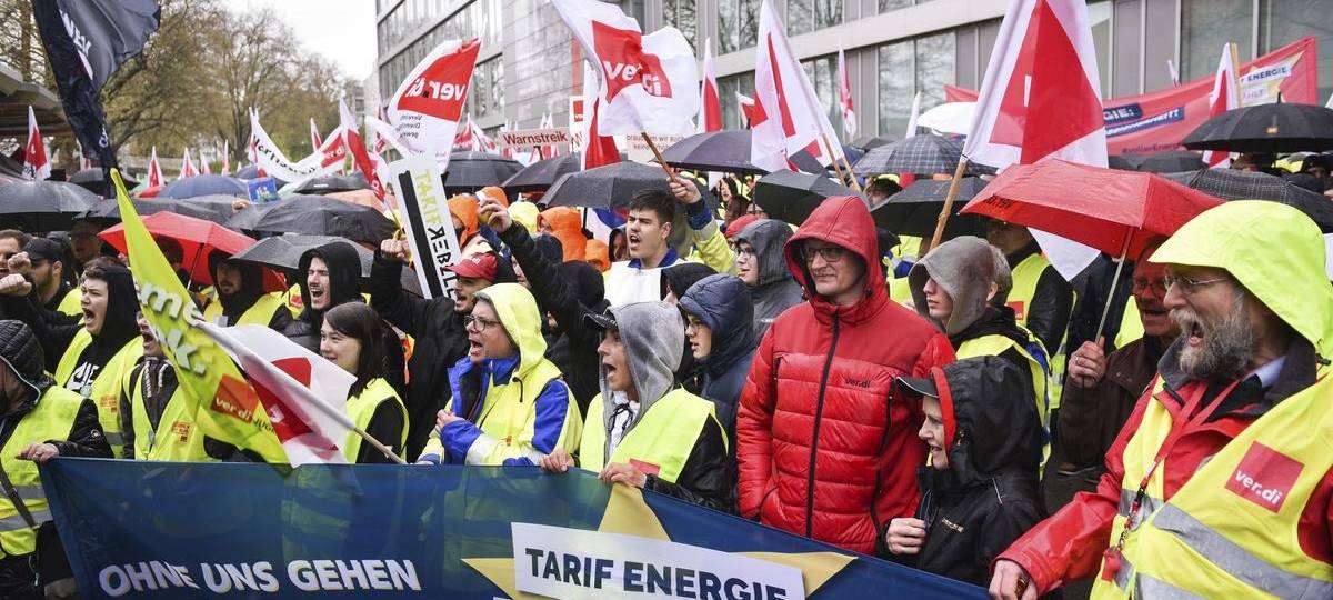 Warnstreik bei Energiekonzern in Essen – Tarifverhandlungen laufen