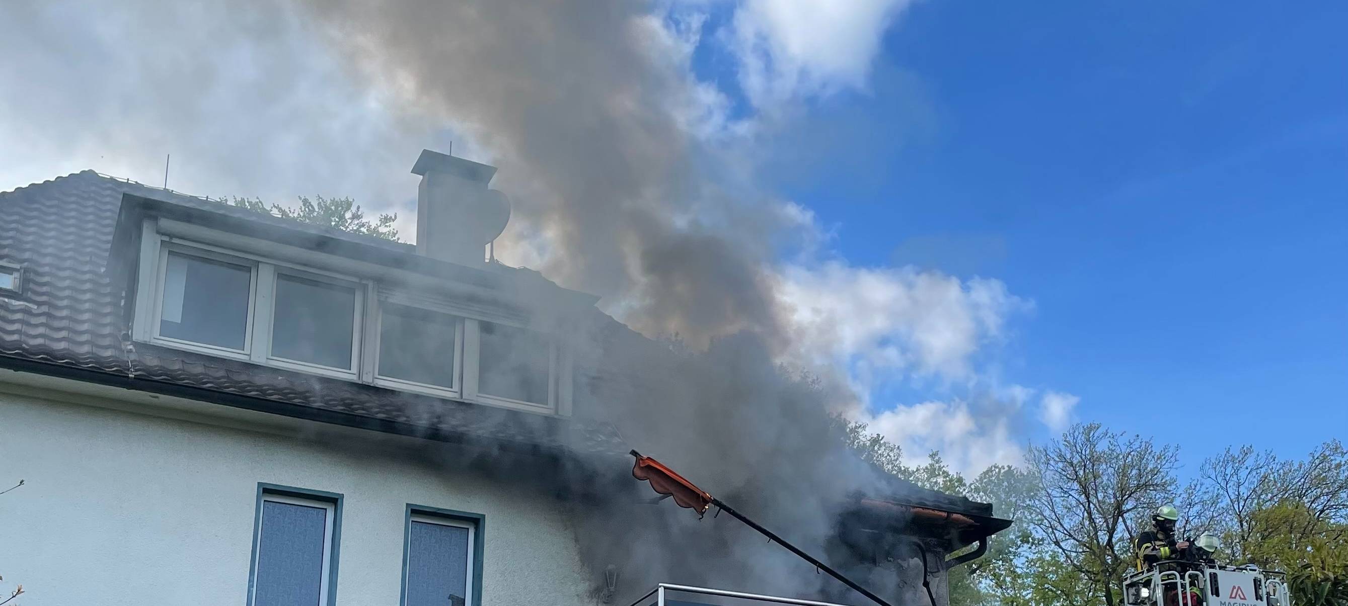 Zwei Brände in Essen beschäftigen Feuerwehr am Wochenende