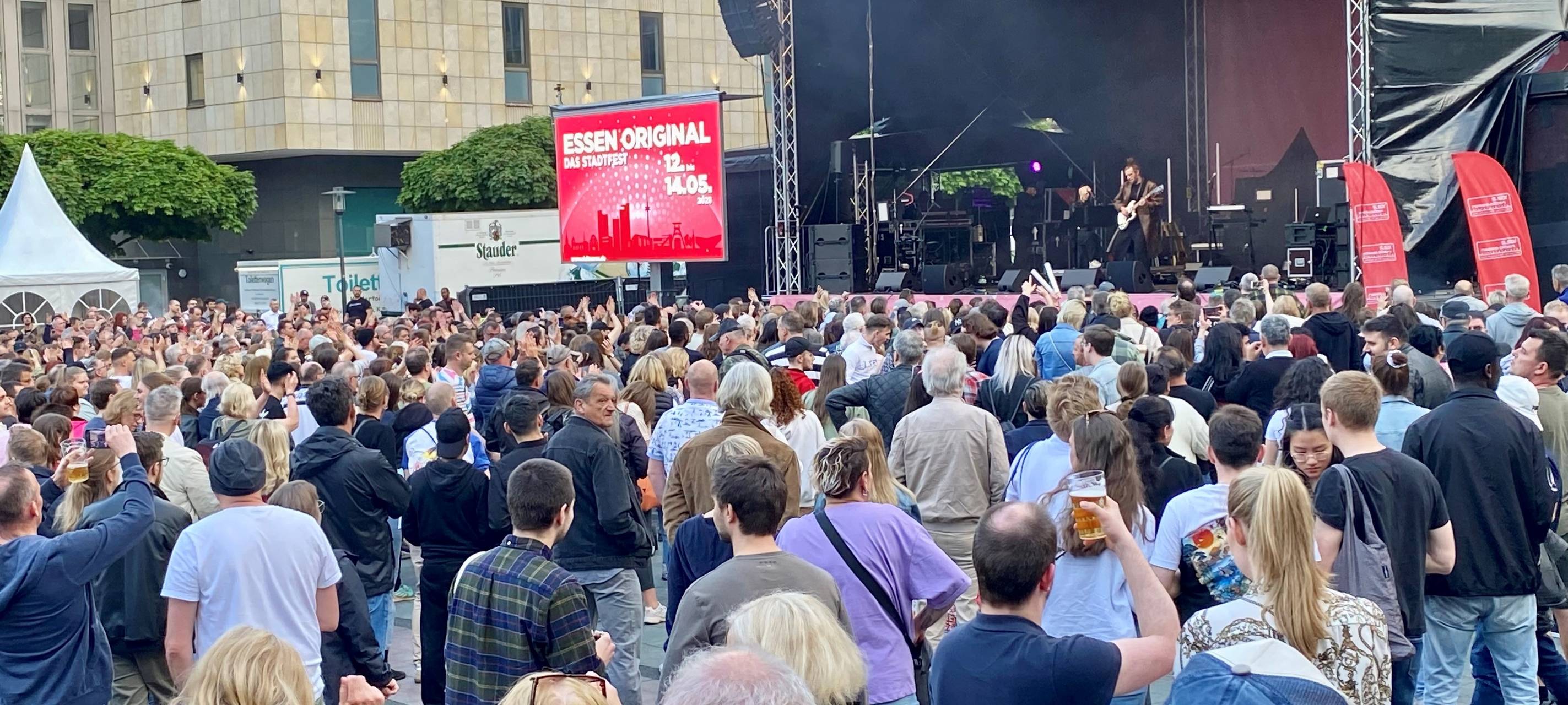 radio-essen-original-x-frida-gold-kennedyplatz