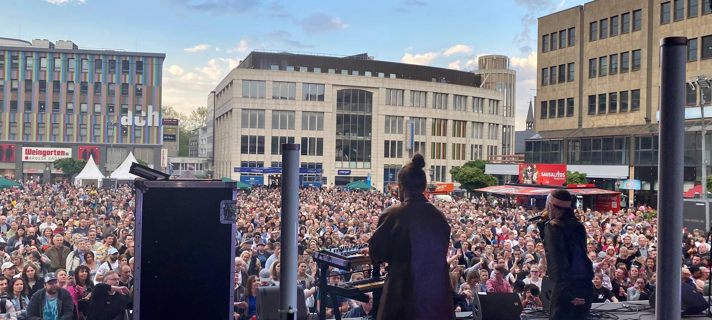 radio-essen-original-x-frida-gold