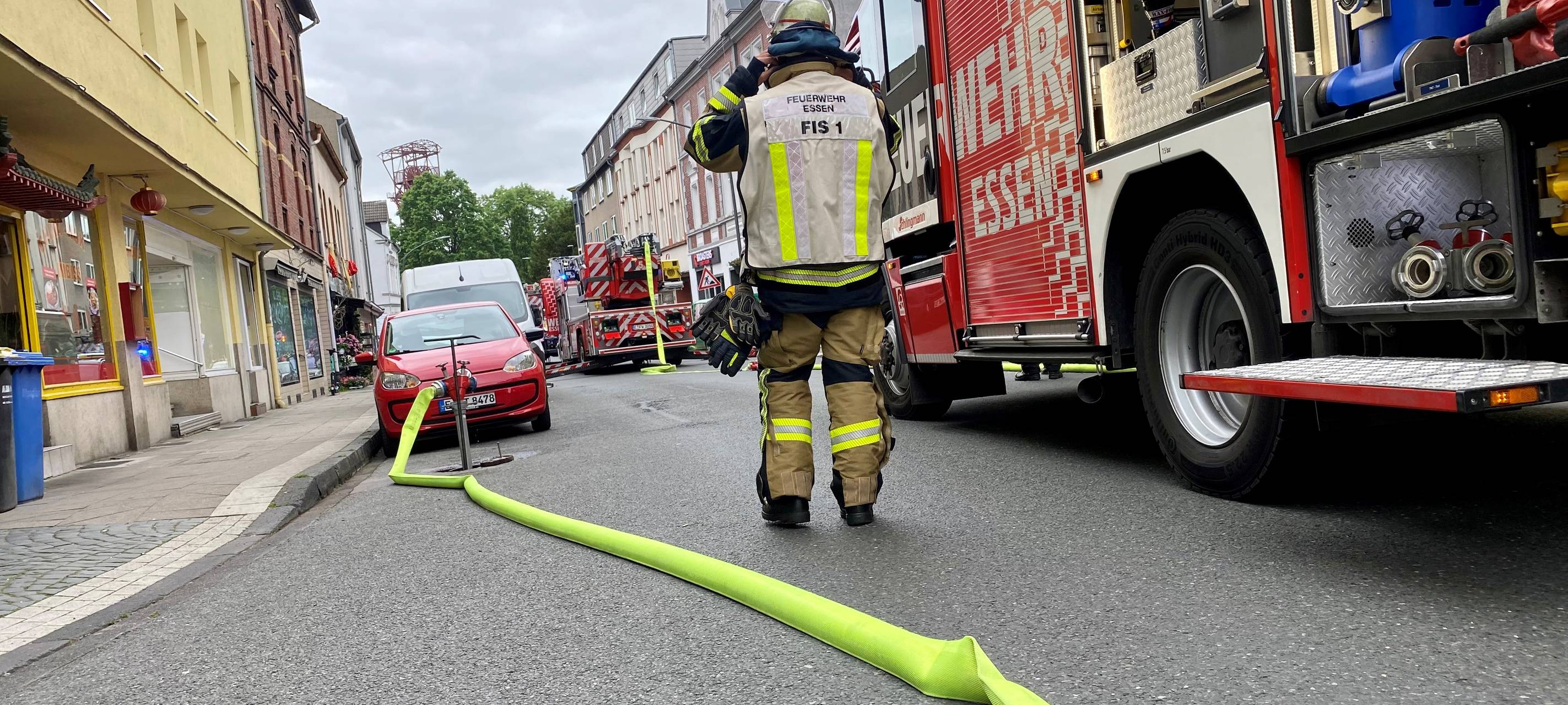 Polizei und Feuerwehr in Essen im Großeinsatz - Live-Ticker