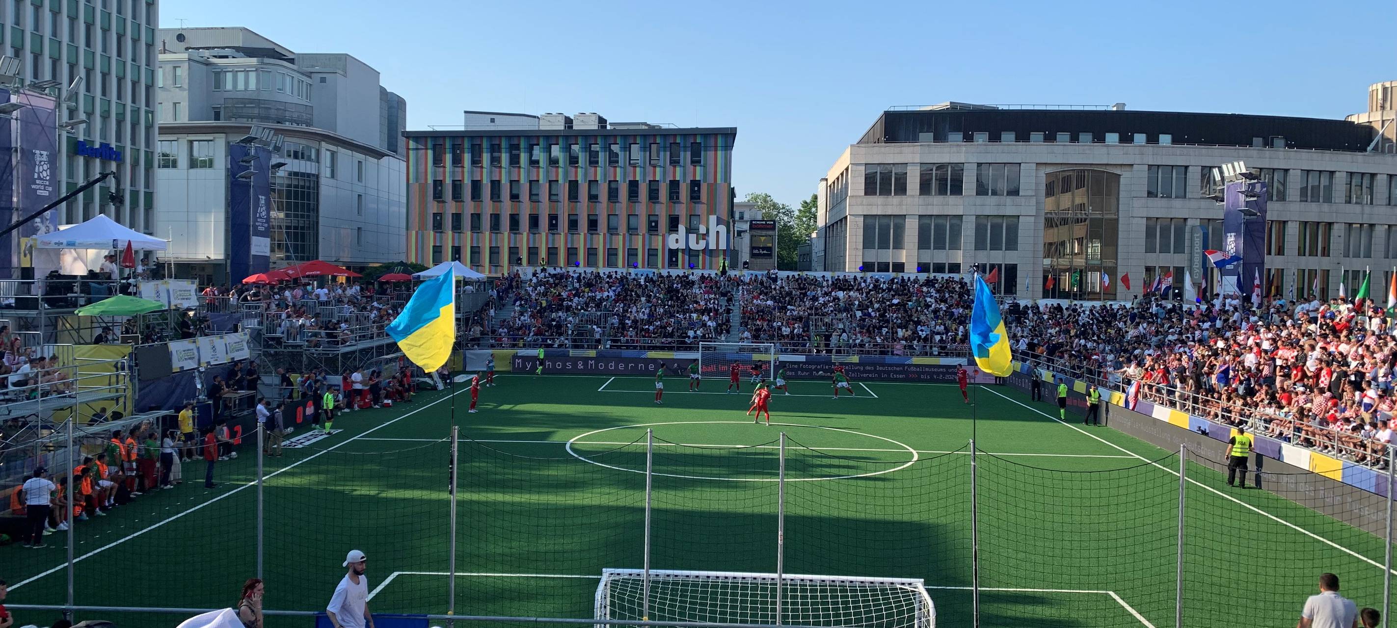 Kleinfeldfußball-WM in Essen: Viele Fans und ein glücklicher Sieger