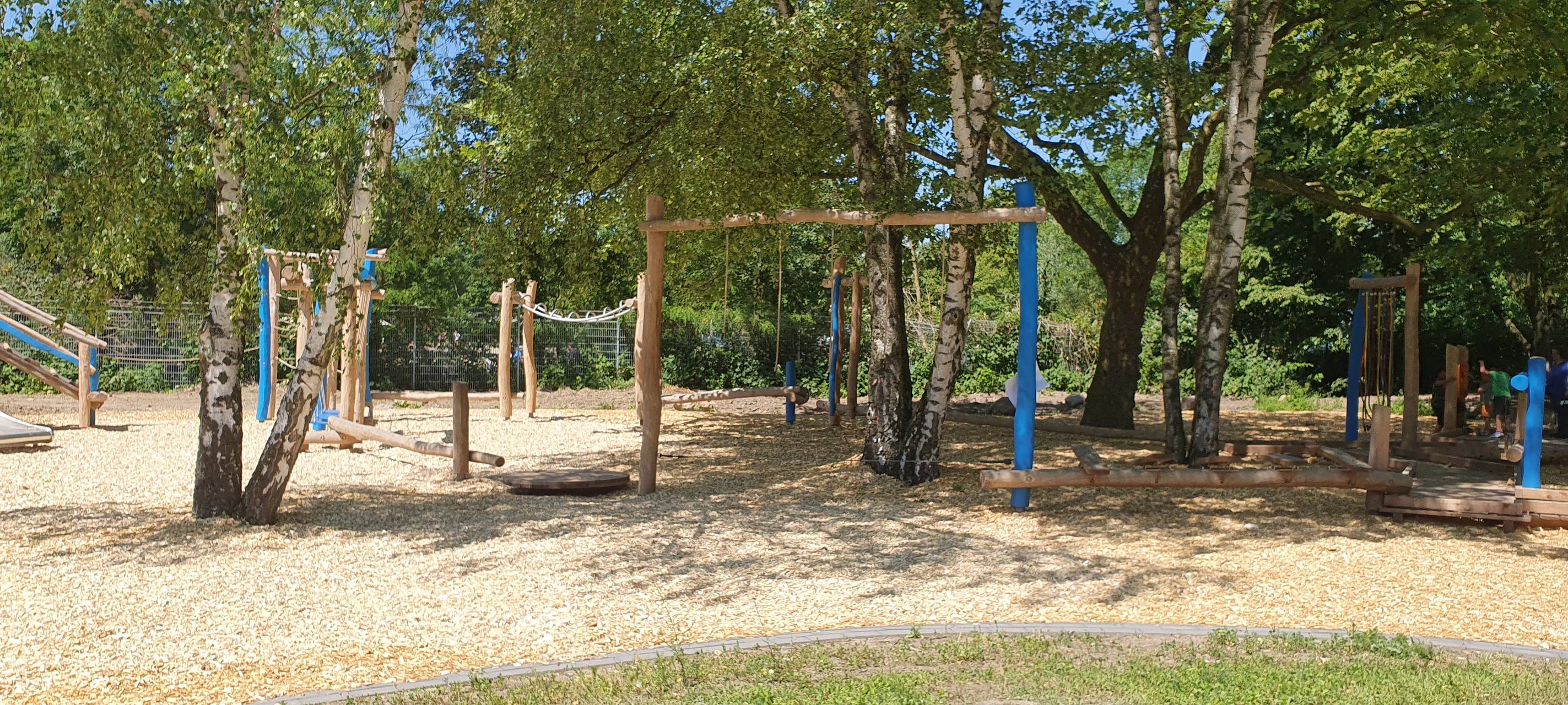 Eröffnung im Revierpark Nienhausen in Essen mit Parkfest
