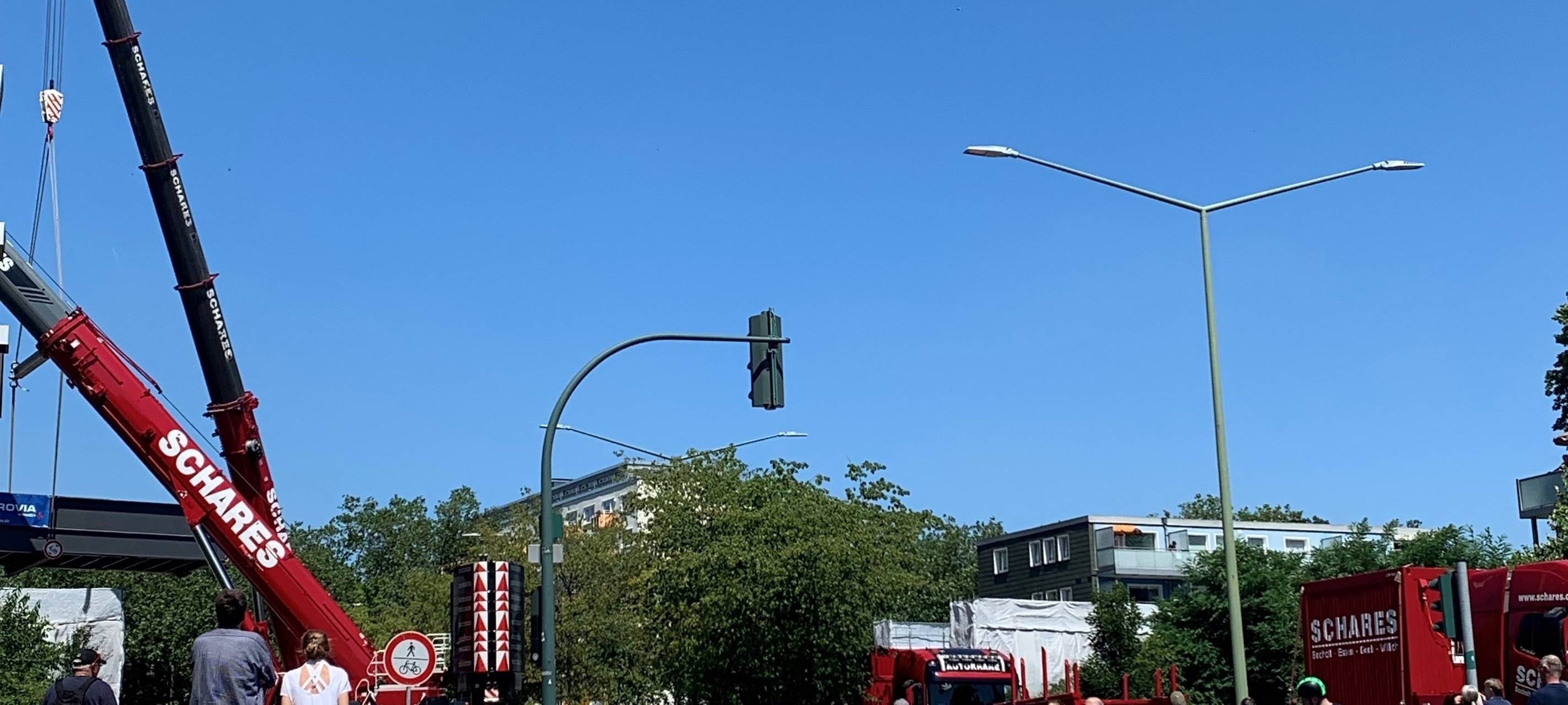 Essen: Spektakuläre Arbeiten für Radweg sorgen für Straßensperrung