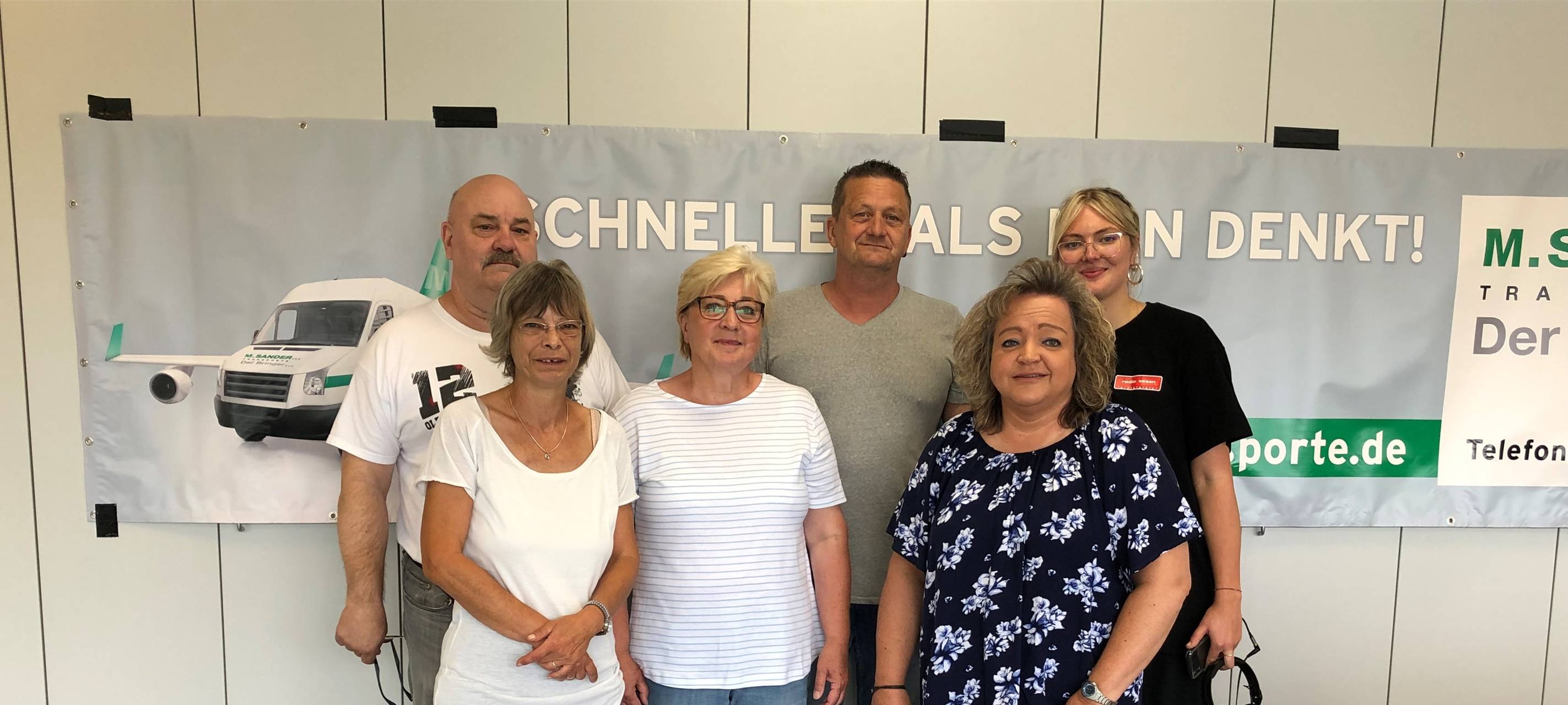 Die Radio Essen-Brötchenbringer: Wir bringen Euch Euer Frühstück!