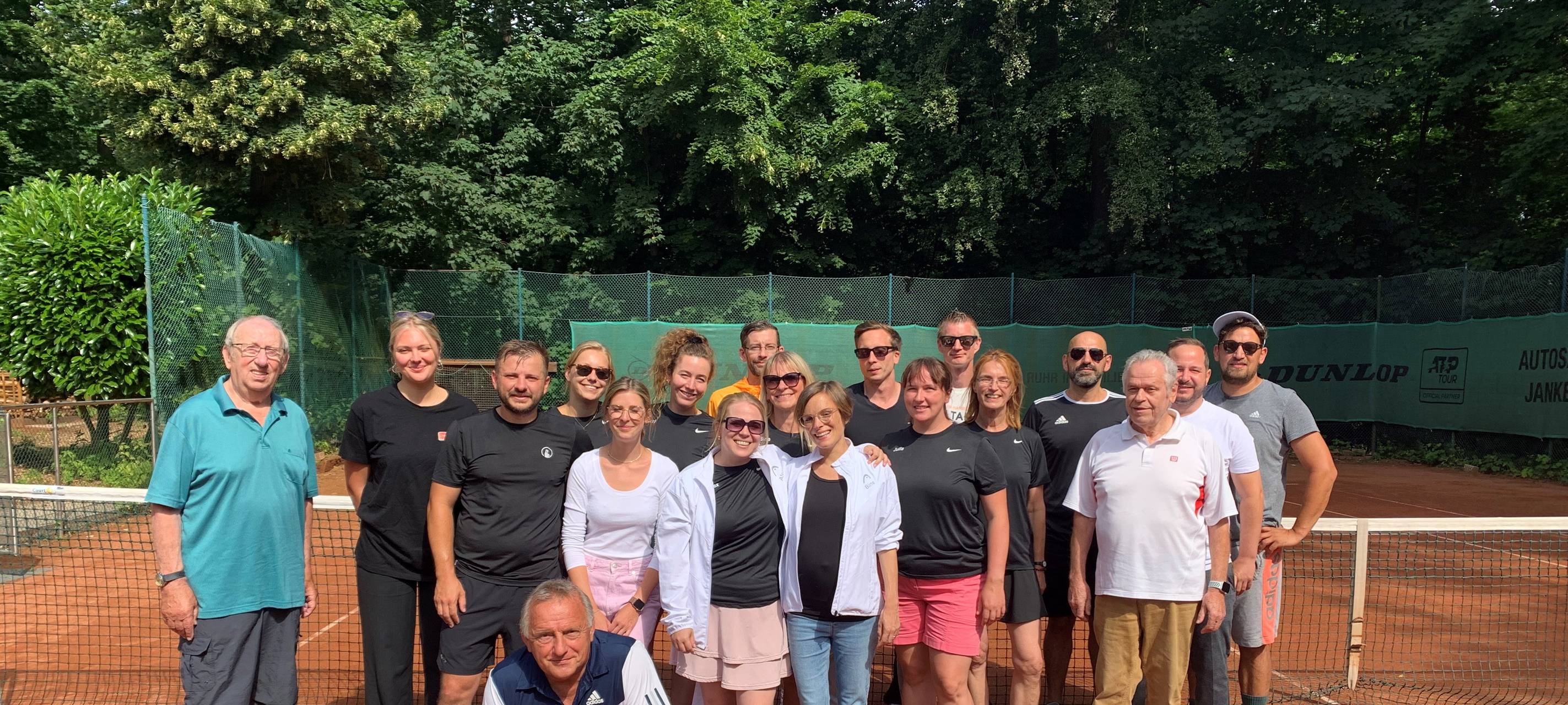 Die Radio Essen-Brötchenbringer: Wir bringen Euch Euer Frühstück!