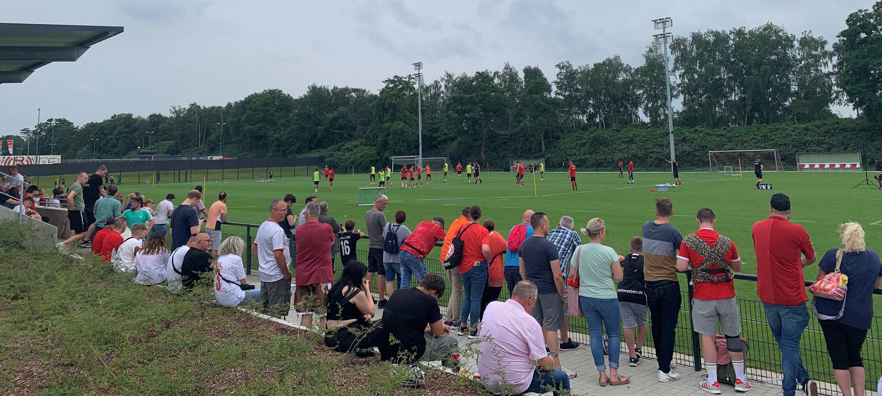 Trainingsauftakt bei Rot-Weiss Essen: Reset-Knopf gesucht
