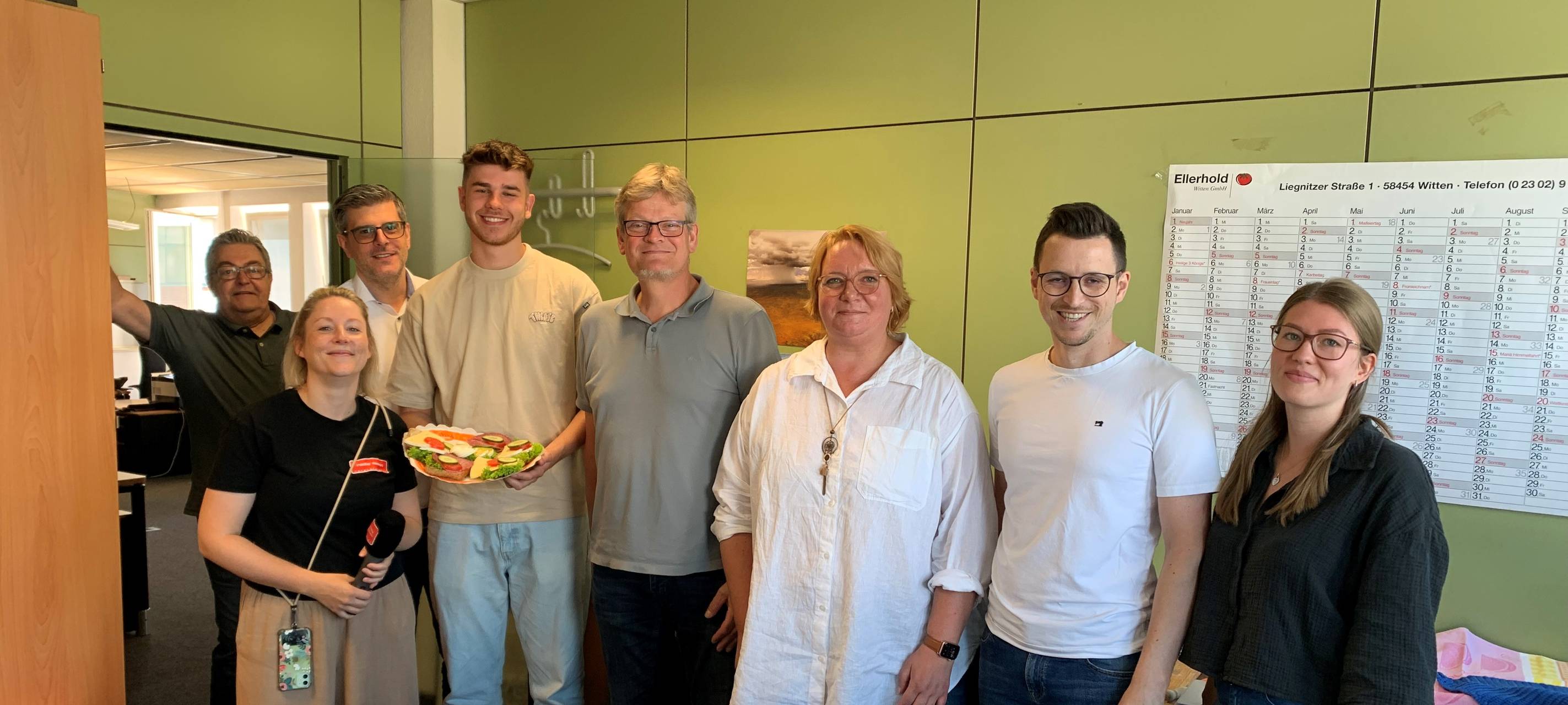 Die Radio Essen-Brötchenbringer: Wir bringen Euch Euer Frühstück!