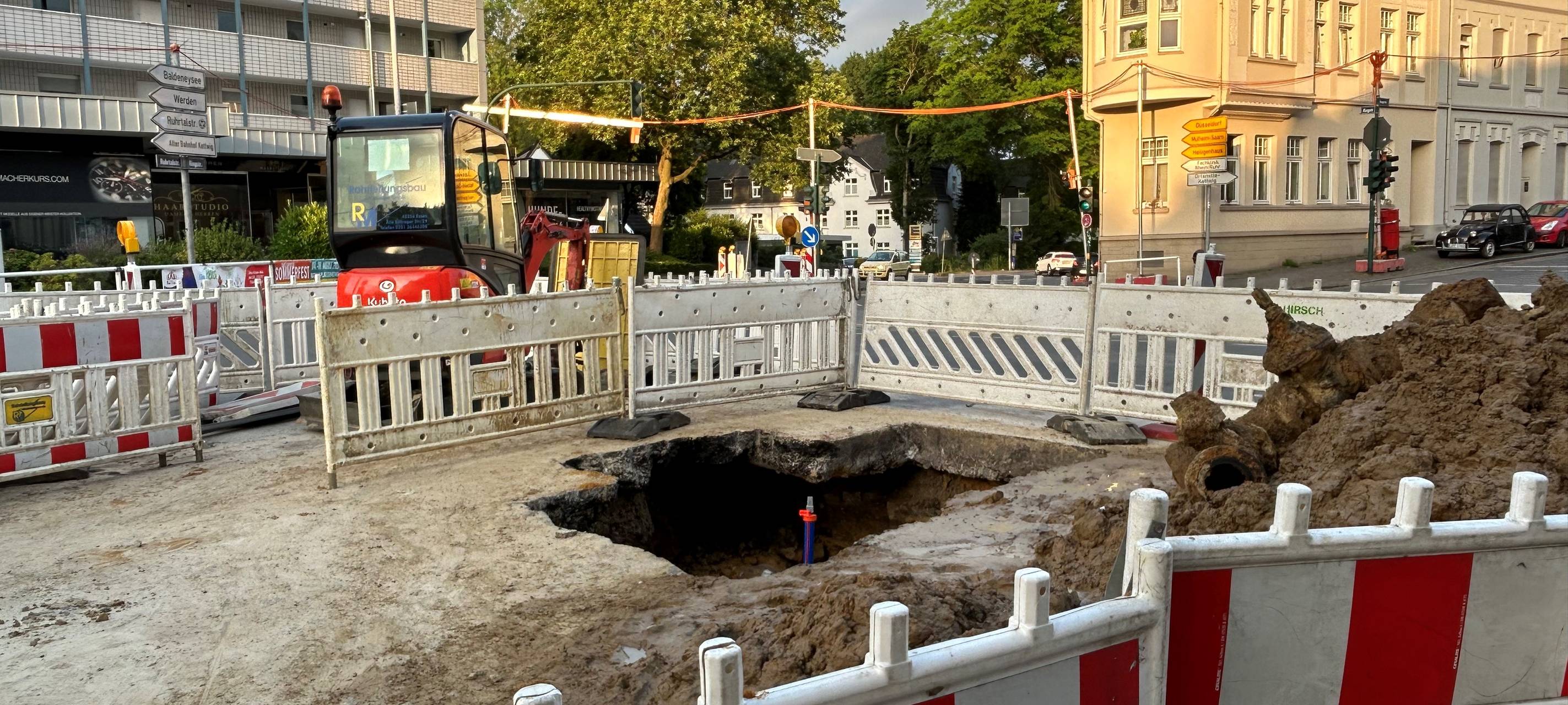 Wasserrohrbruch in Essen: Große Kreuzung betroffen