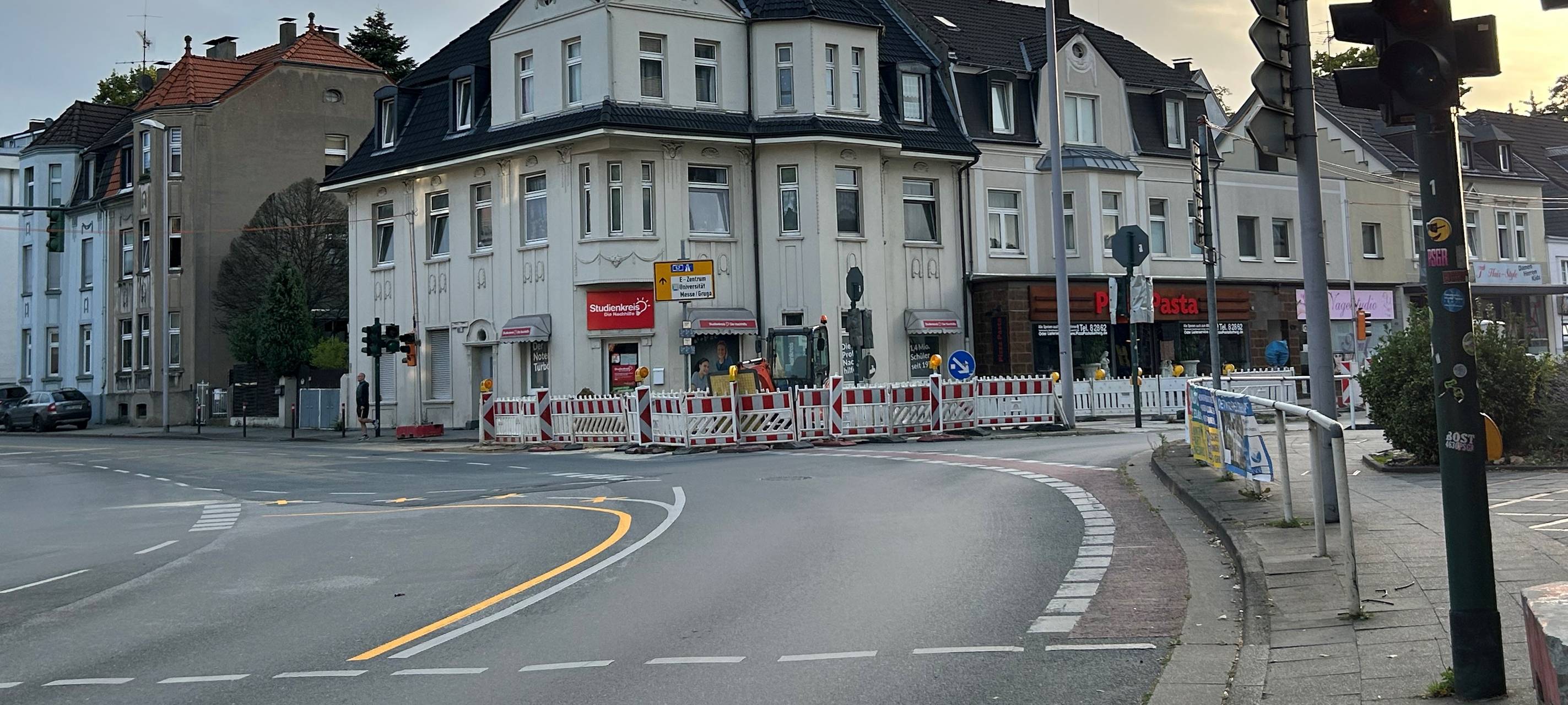 Große Kreuzung in Essen bald wieder frei