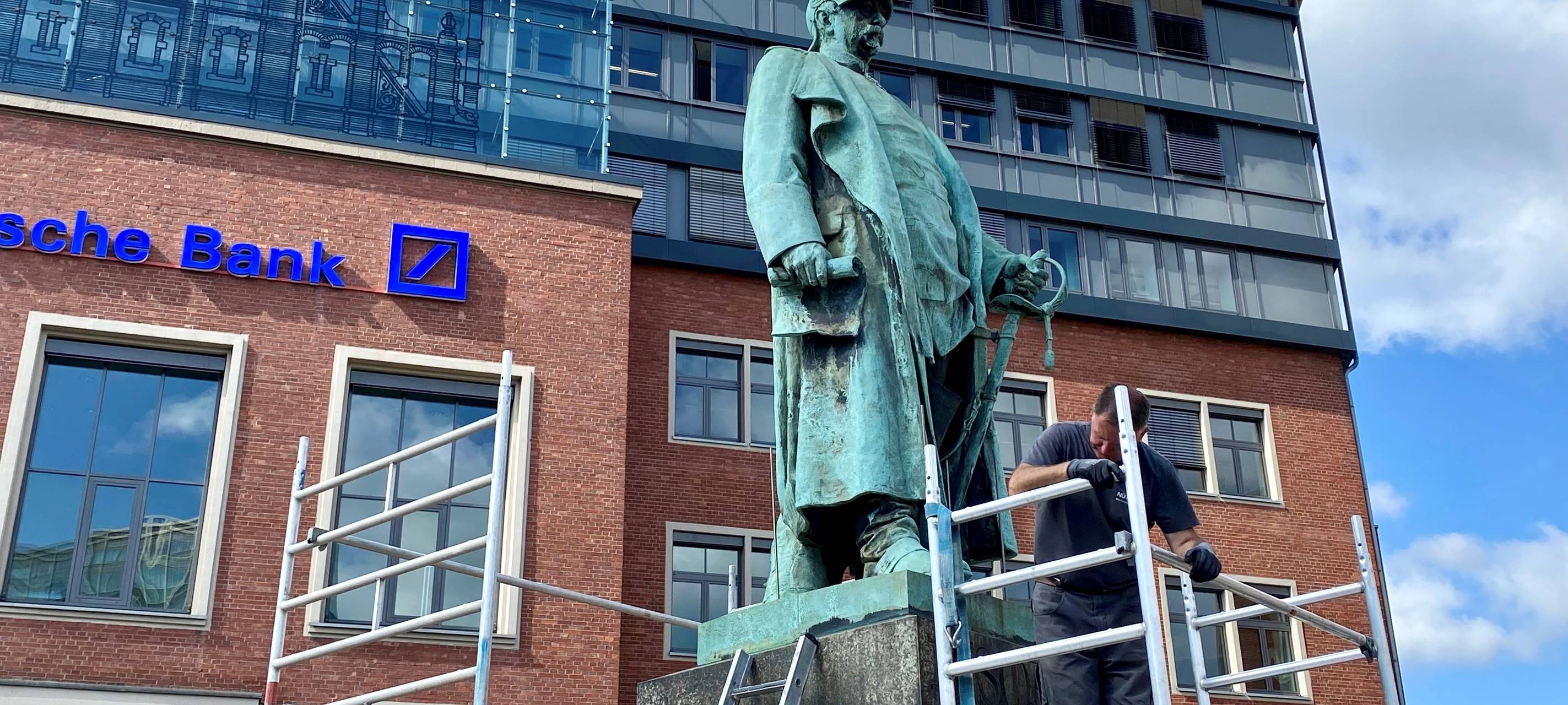 Bismarck-Statue in Essen kehrt zurück an ihren Platz