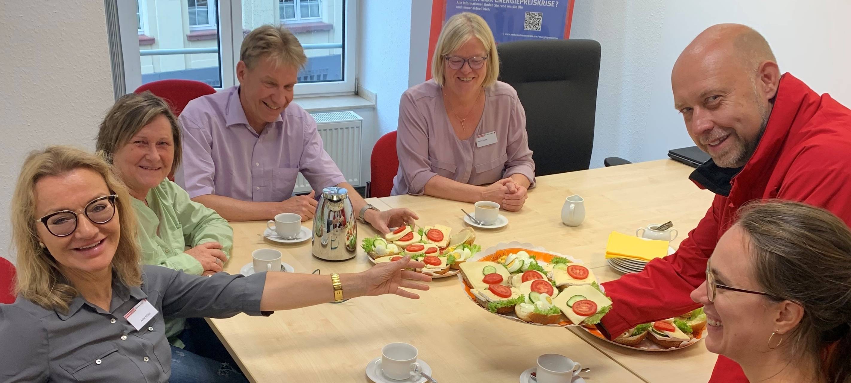 Die Radio Essen-Brötchenbringer: Wir bringen Euch Euer Frühstück!
