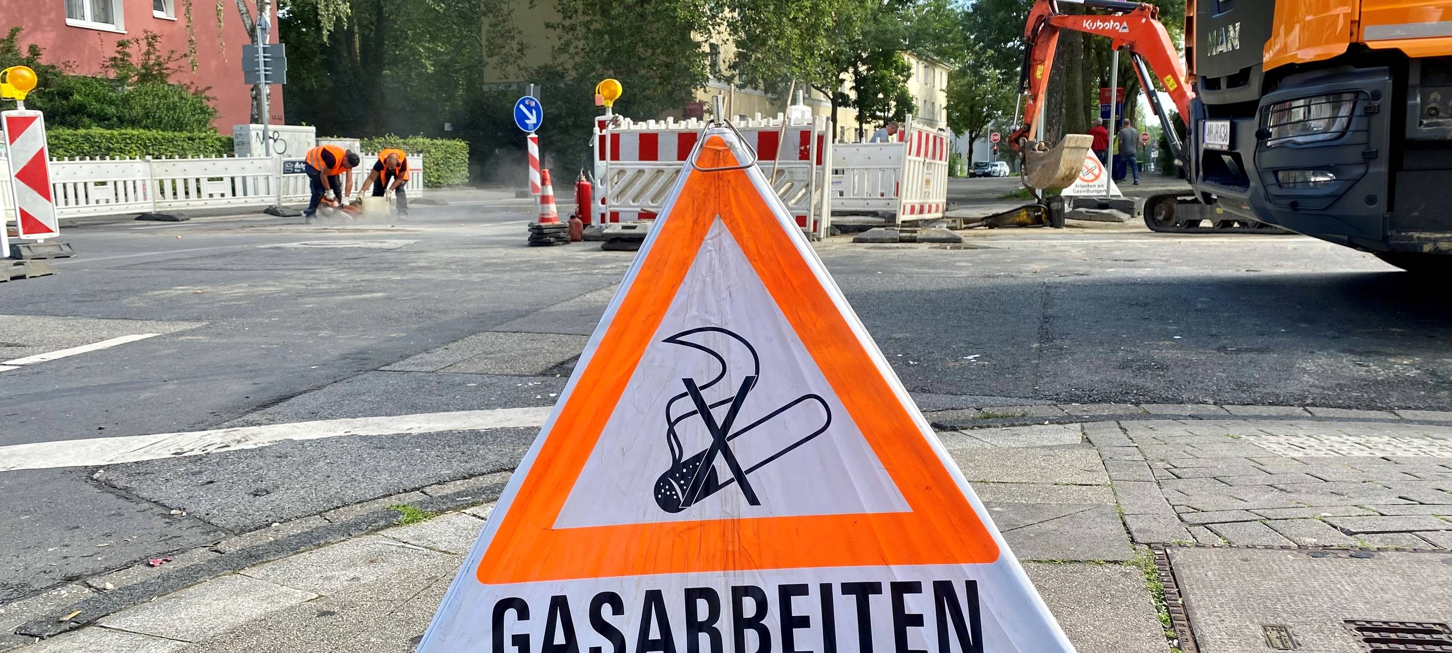 Gasleitung in Essen kaputt - Kreuzung gesperrt