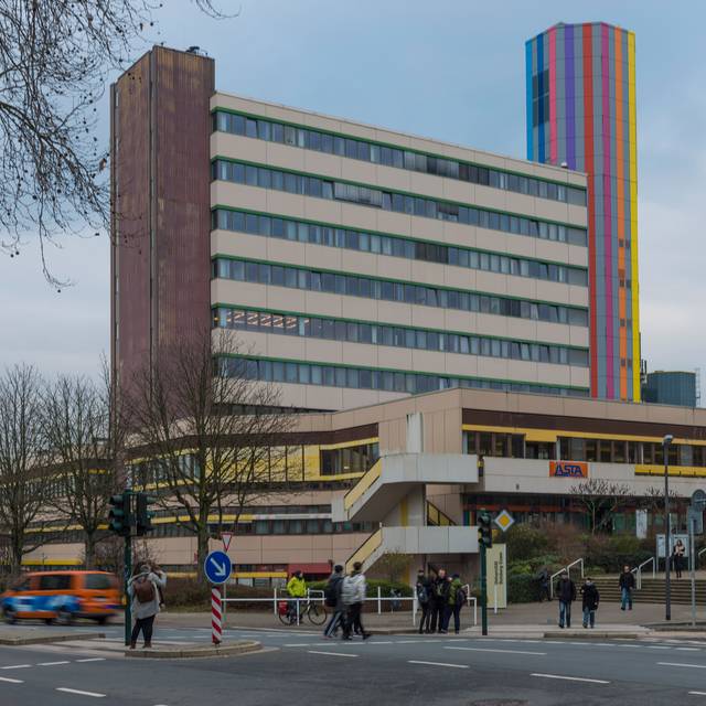 Universitaet Duisburg-Essen