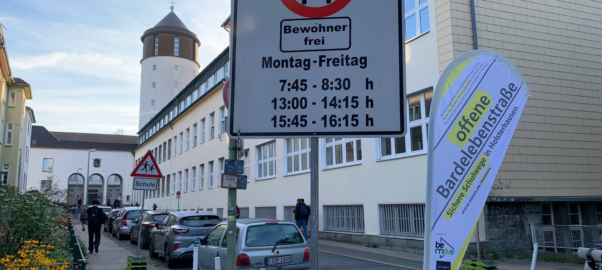 Straße in Essen gesperrt: Mehr Sicherheit für Schulkinder