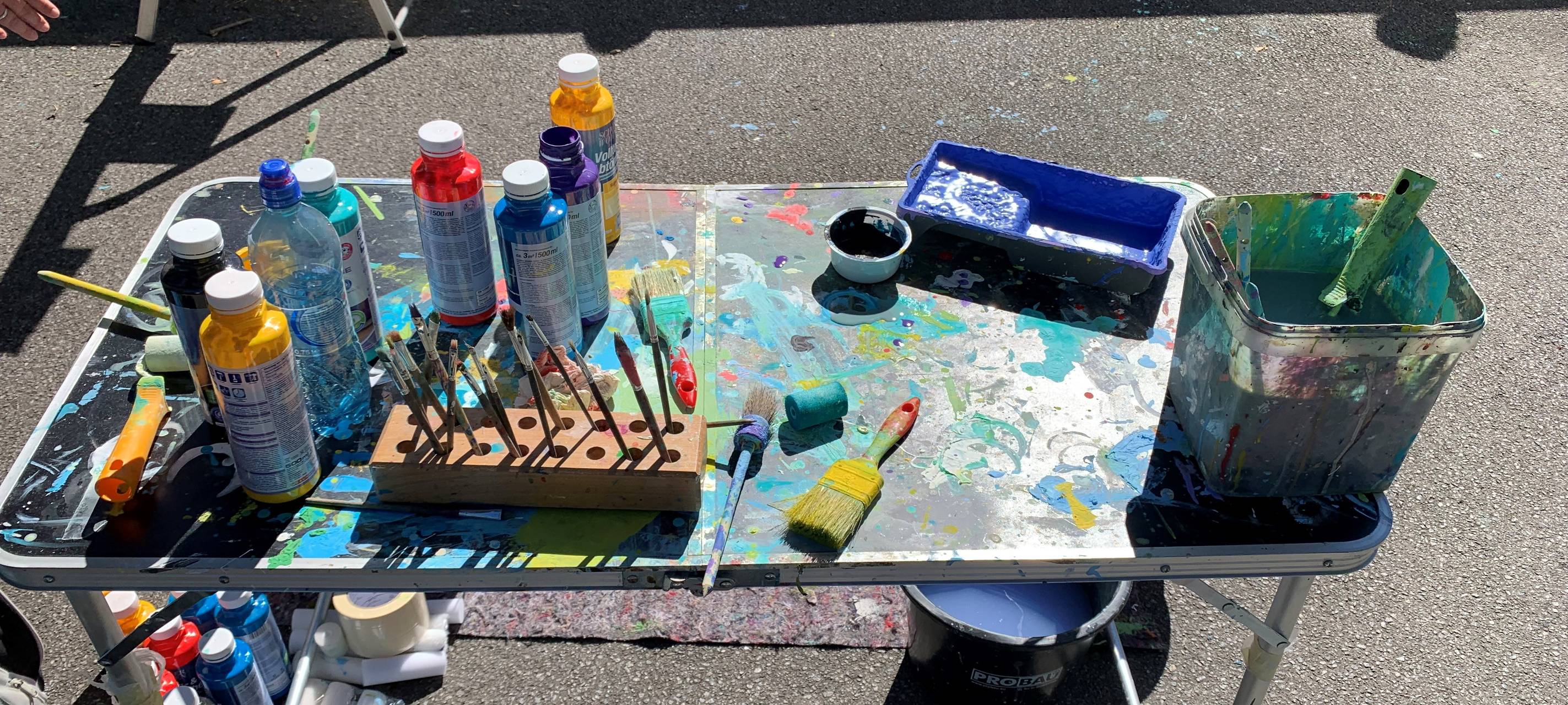 Schüler in Essen verschönern ihre Schule