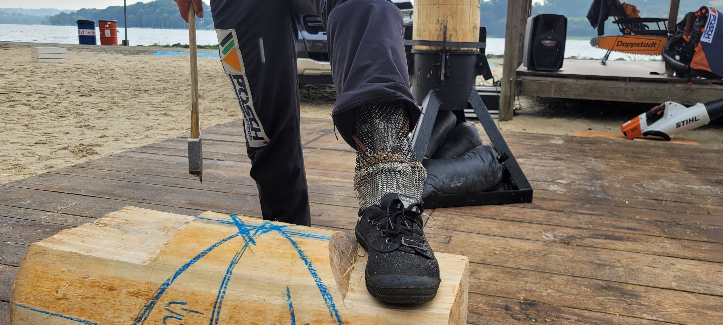 Holzfällen in Essen: Deutsche Meisterschaft am Seaside Beach