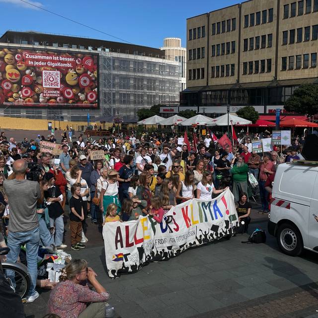 Fridays for Future streikt in Essen kurz vor der Bundestagswahl für das Klima