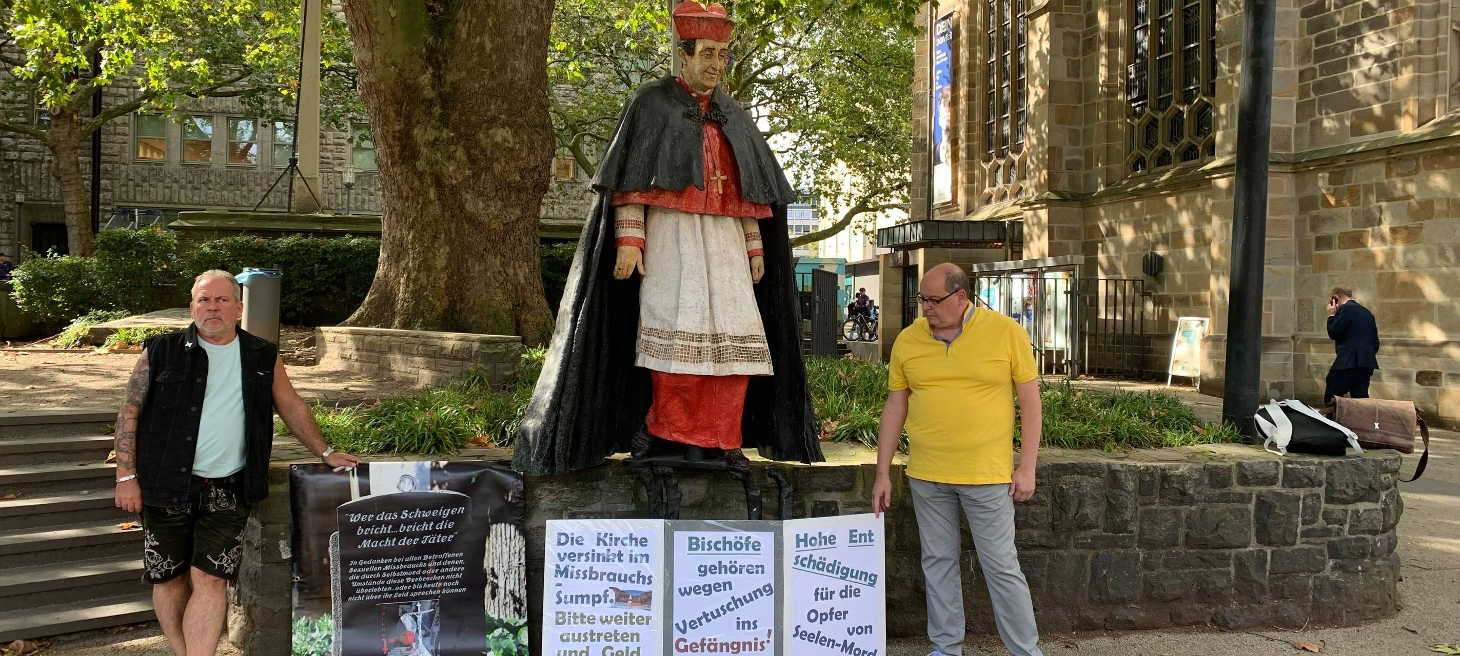 Oberbürgermeister von Essen für Umbenennung von Kardinal-Hengsbach-Platz