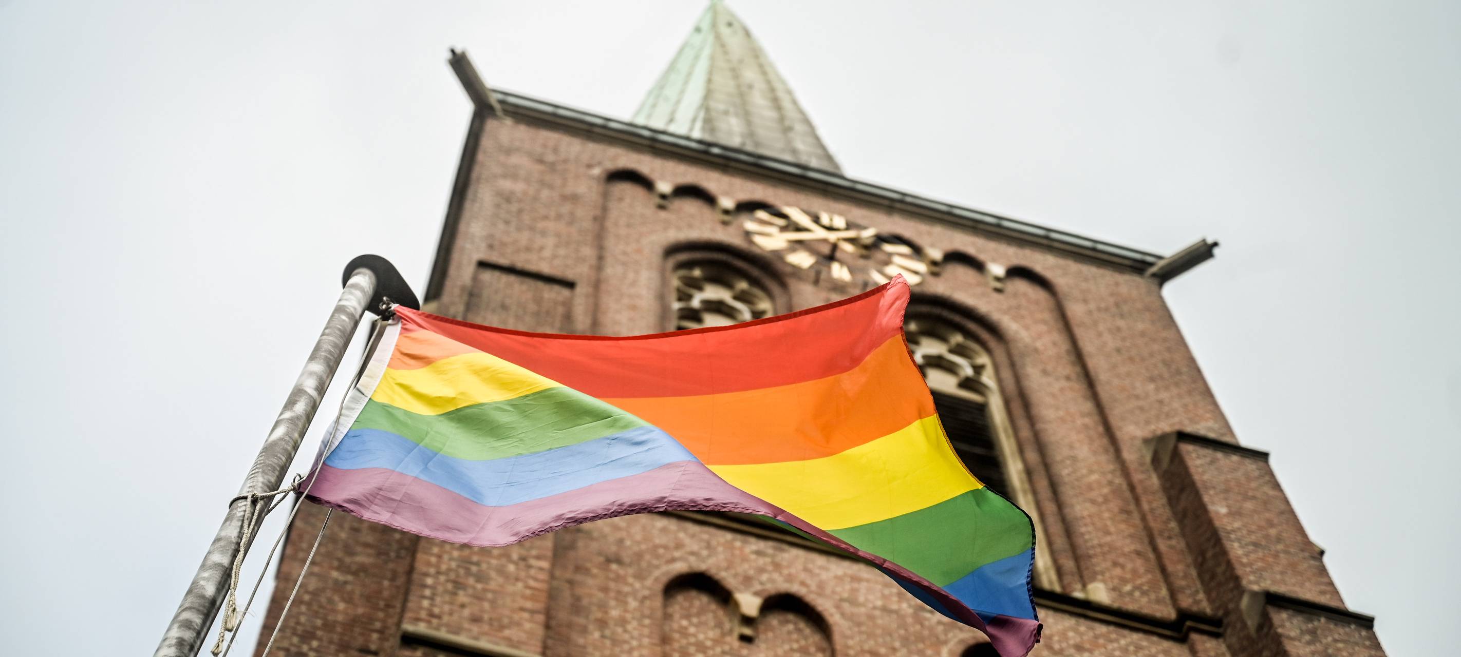 Segnung homosexueller Paare in Essen: Was ein Pastor zu der Erklärung aus Rom sagt