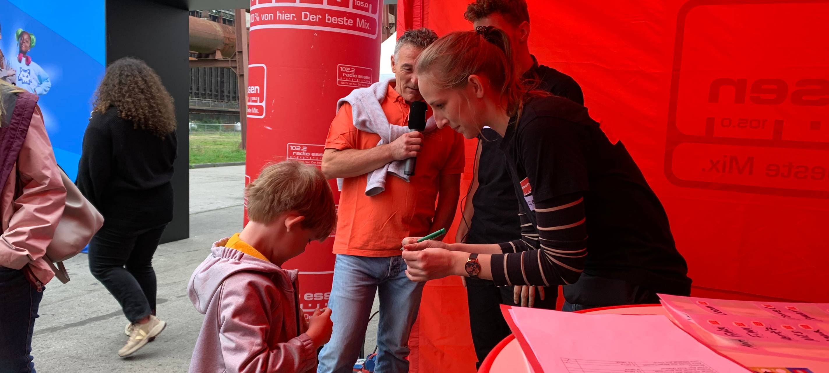 Ankommen in unserem Radio Essen-Zelt.