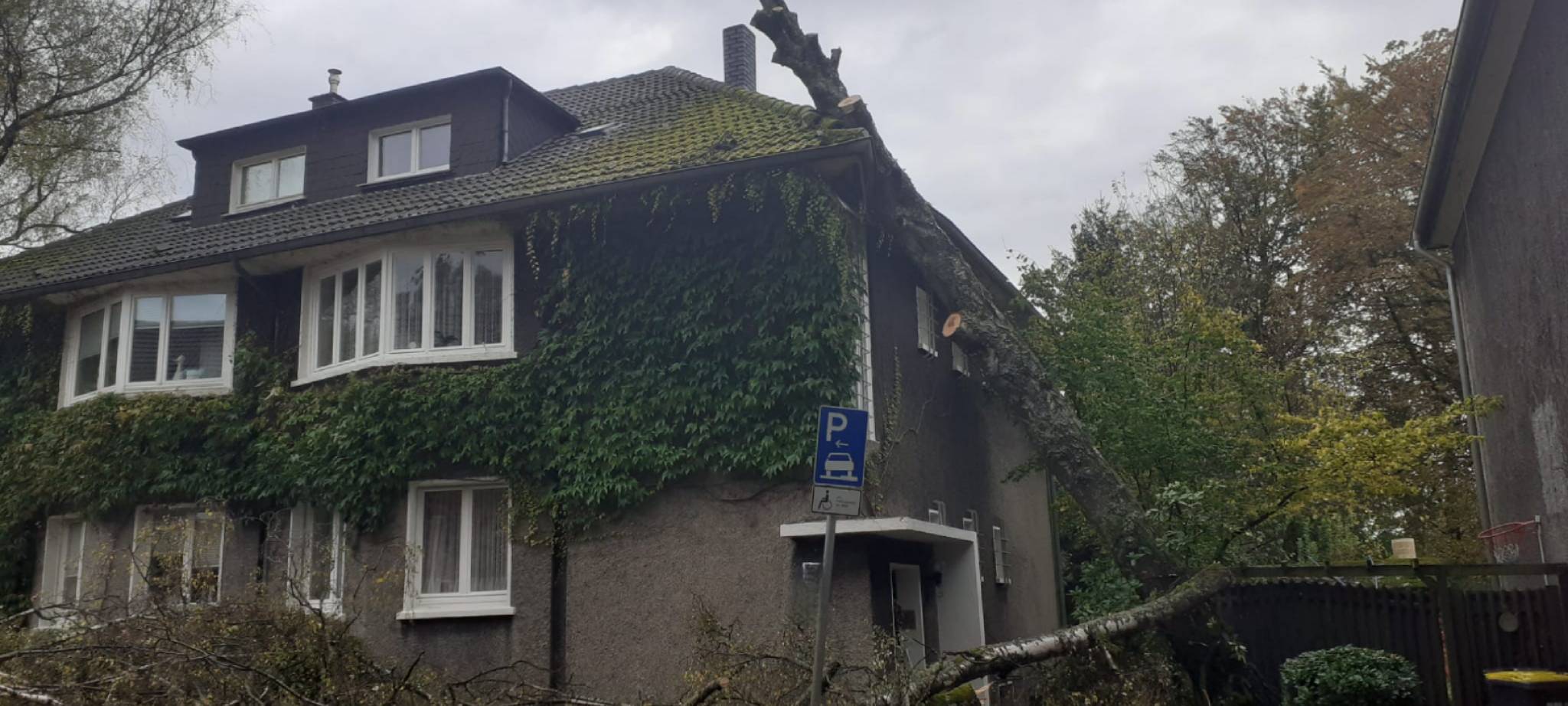 Sturmtief über Essen: Feuerwehr stockt Personal auf