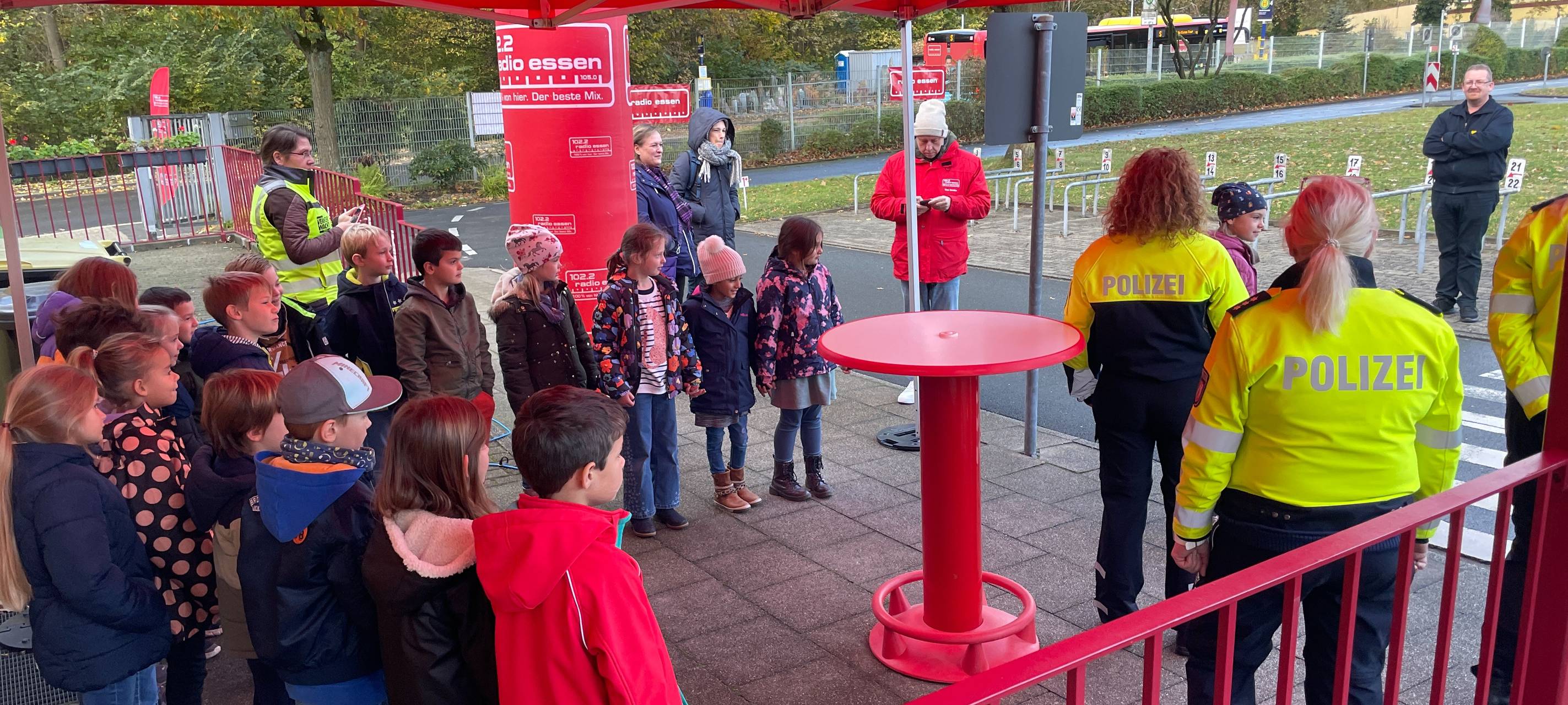 Die Radio Essen-Verkehrssicherheitsaktion: Der Elchtest für Kinder mit Emil