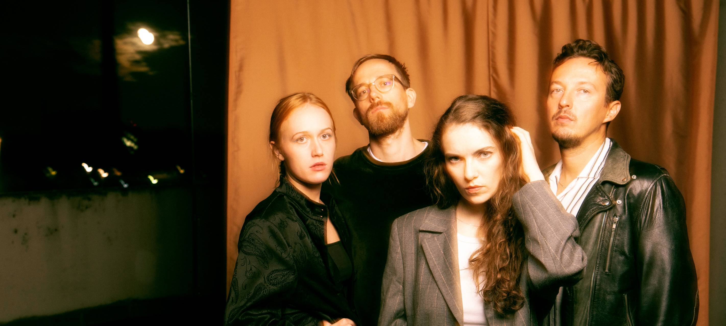 Plastic Peaches: Grunge-Musik mit Videospiel-Metaphern für die Ruhrcharts