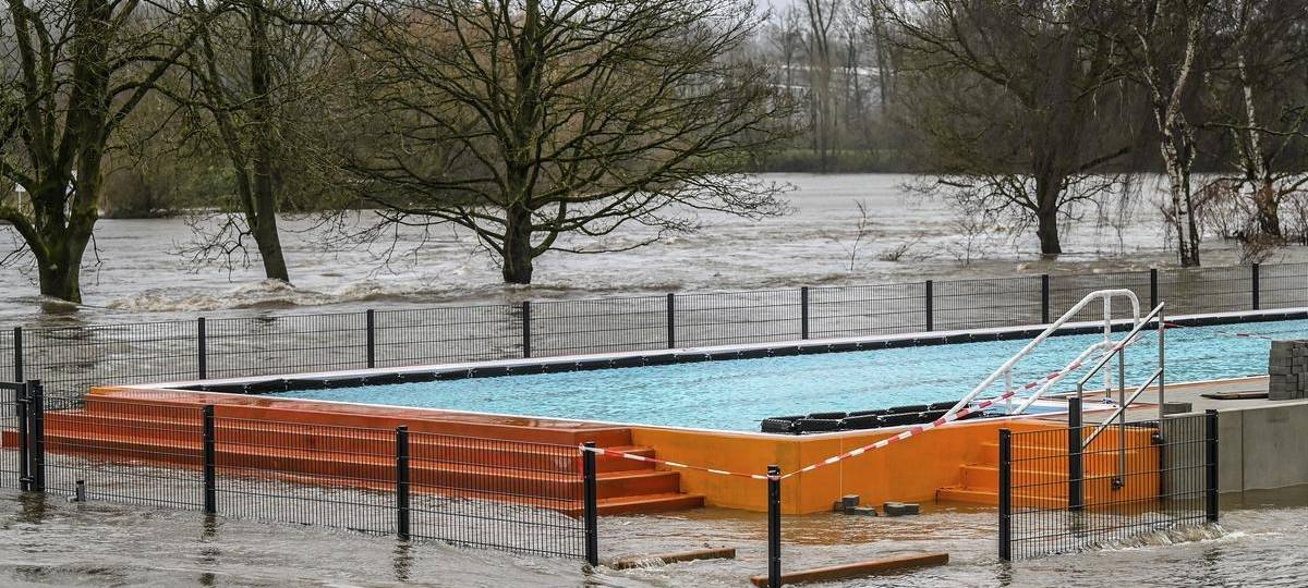 Hochwasser in Essen – so sieht es an der Ruhr am 1. Weihnachtstag aus