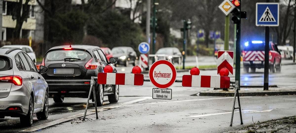 Hochwasser in Essen – so sieht es an der Ruhr am 1. Weihnachtstag aus