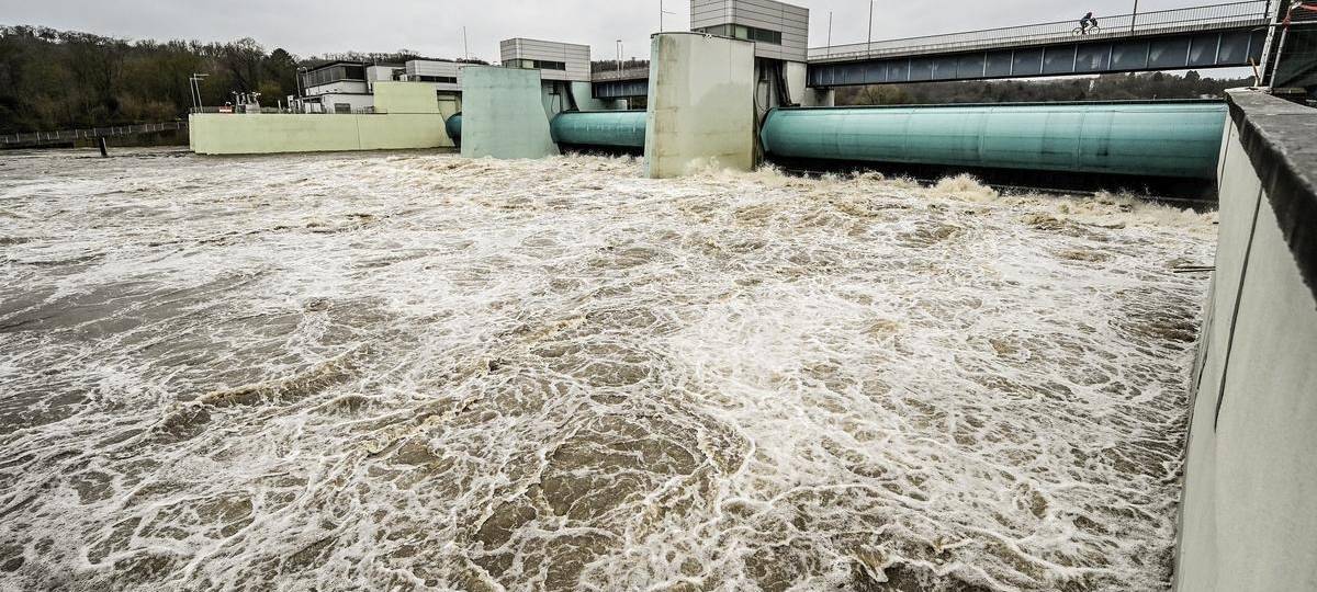 Hochwasser in Essen – so sieht es an der Ruhr am 1. Weihnachtstag aus
