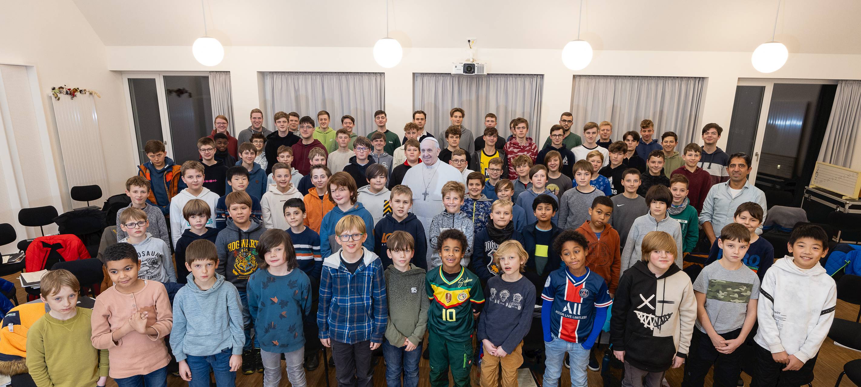 Chor aus Essen singt bei Neujahrsmesse mit dem Papst