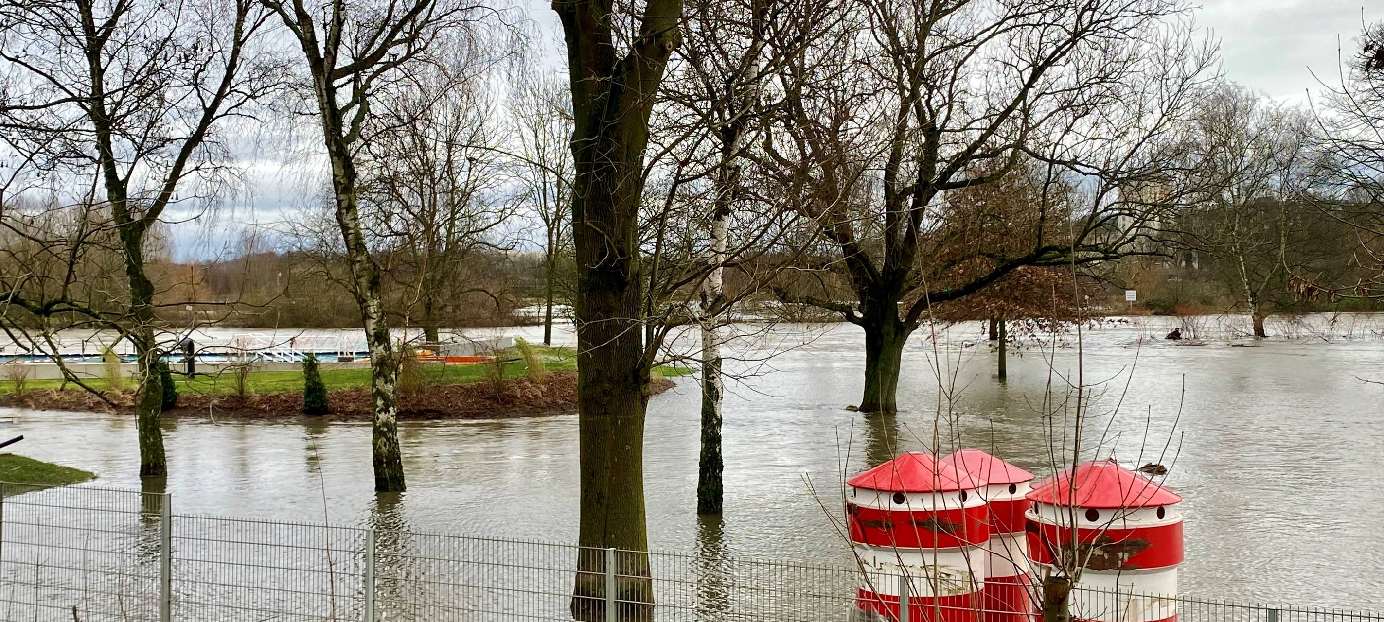 Hochwasser in Essen: Stresstest für Freibad