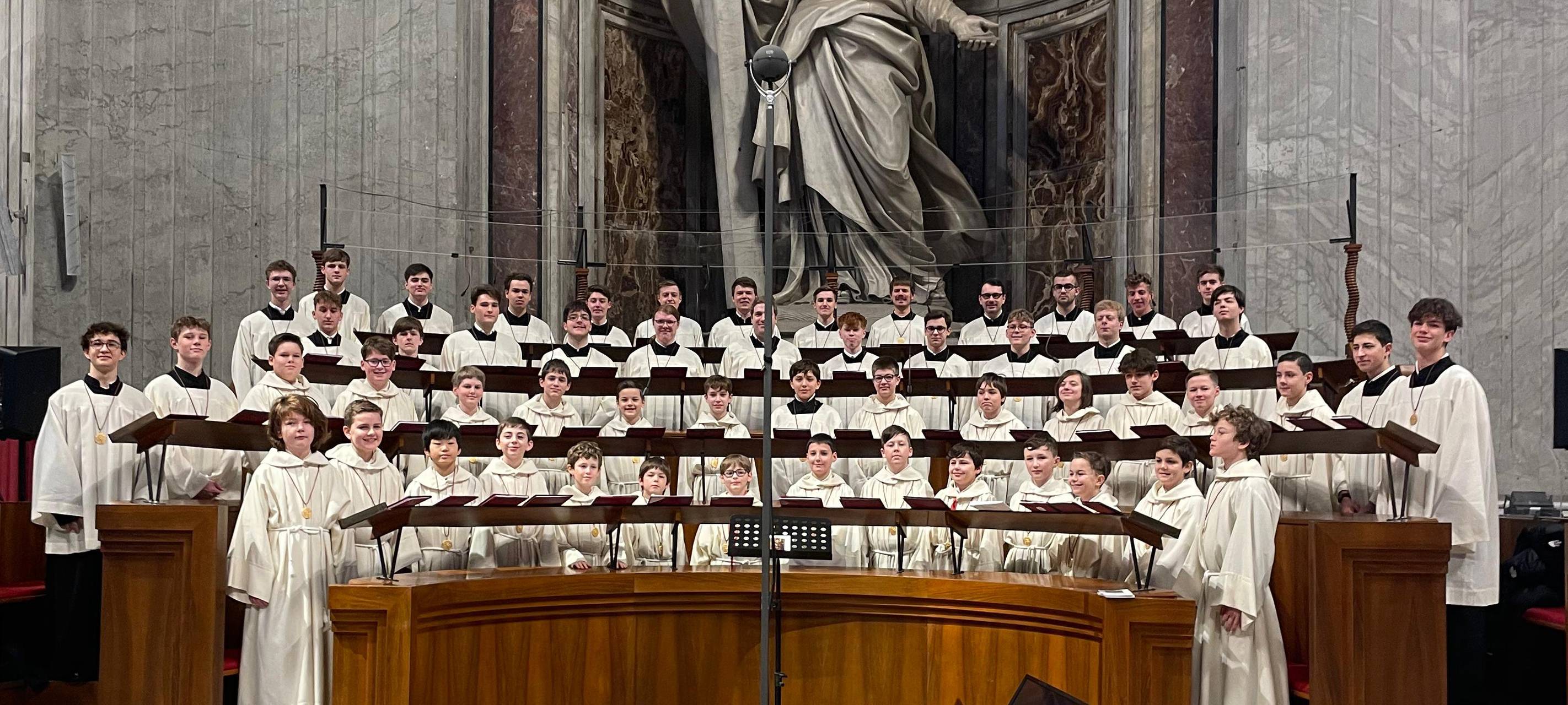 Domsingknaben Essen singen mit Papst Franziskus