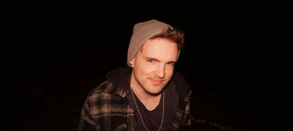 Von der Akustikgitarre zu rhythmischen Beats