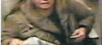 Polizei Essen sucht Portemonnaie-Diebin - Fotofahndung