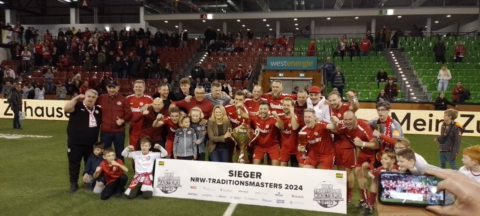 Rot-Weiss Essen gewinnt Turnier der NRW Traditionsmasters