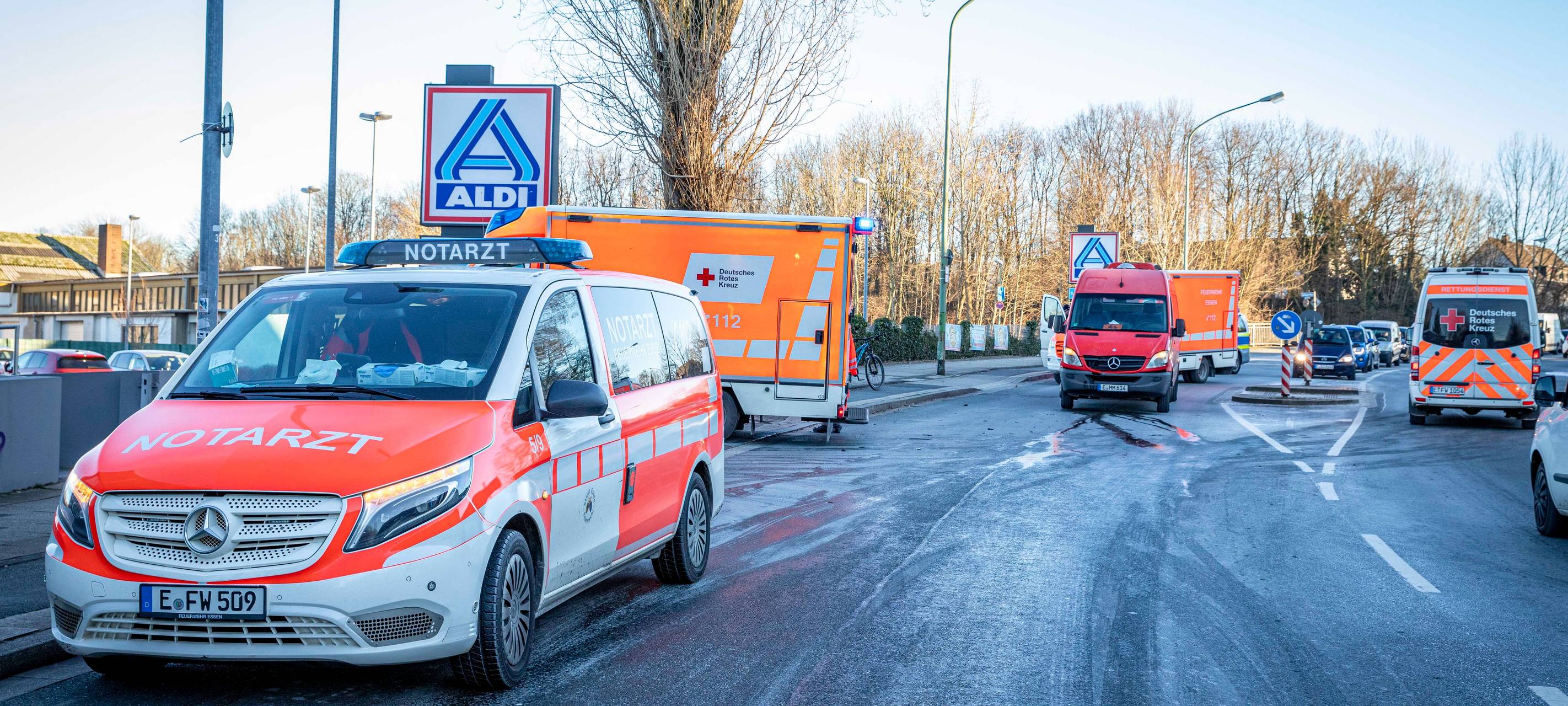 Unfall in Essen mit Schulbus