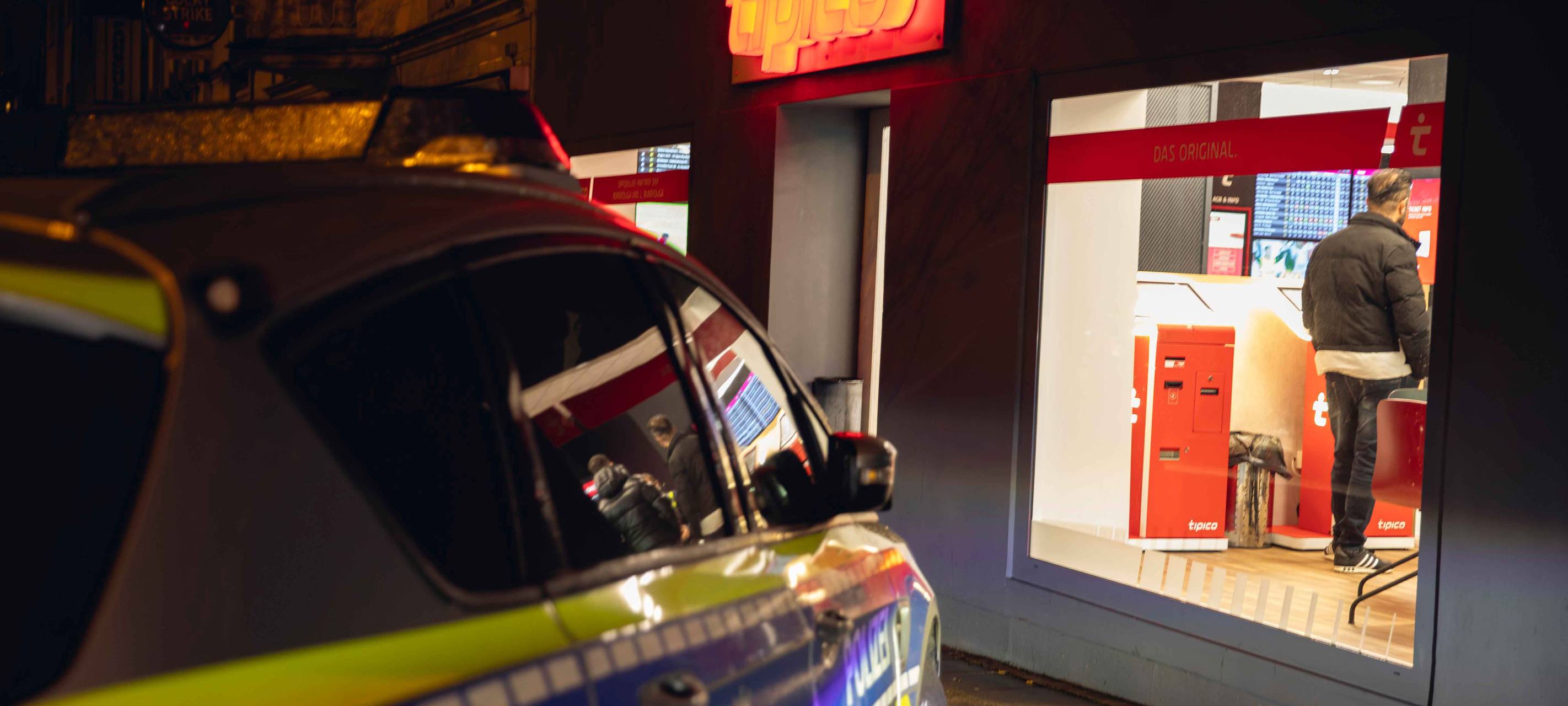 Überfall auf Wettbüro in Essen: Täter werden gesucht