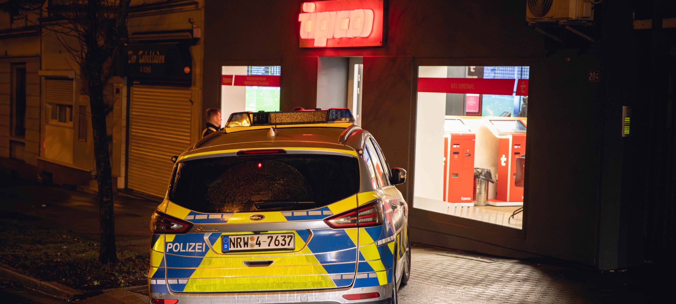 Überfall auf Wettbüro in Essen: Täter werden gesucht