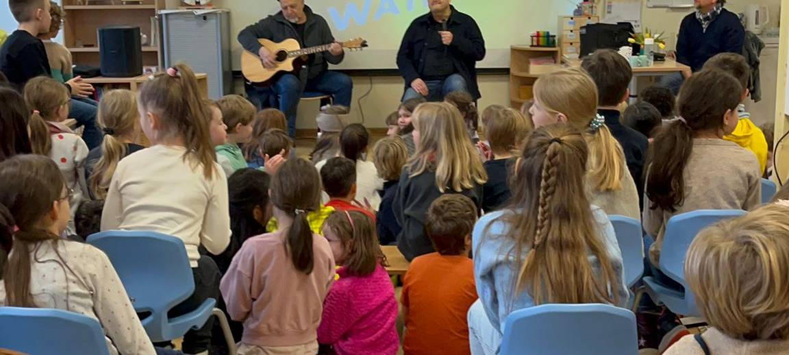 Grundschule in Essen bekommt Trinkwasserspender