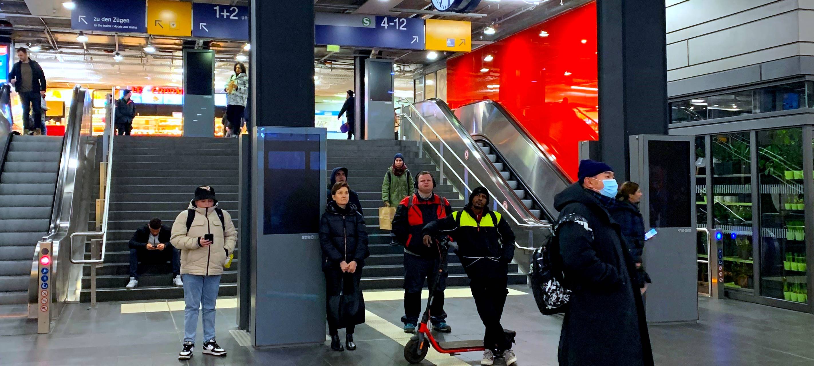 Essen Hauptbahnhof wieder belebt - Bahnstreik beendet