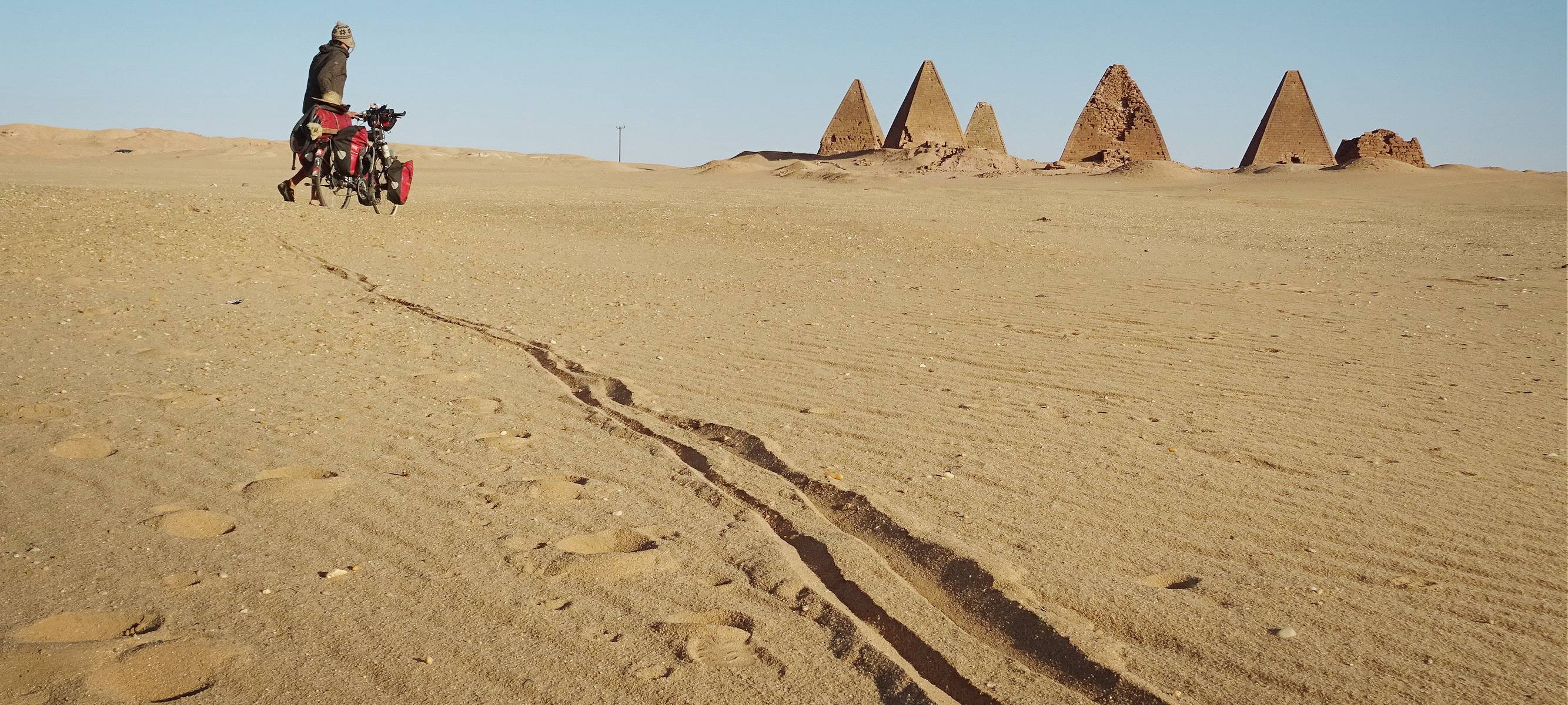 Fahrradabenteurer erzählt in Essen von seiner Reise durch Afrika